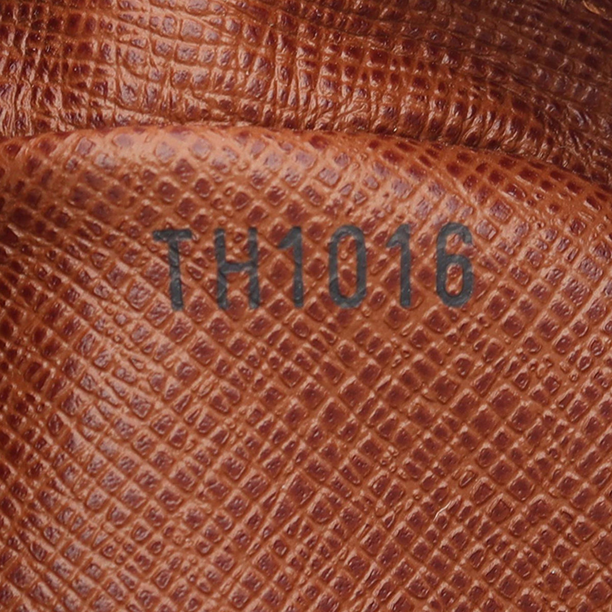 Louis Vuitton Monogram Amazone — Brown