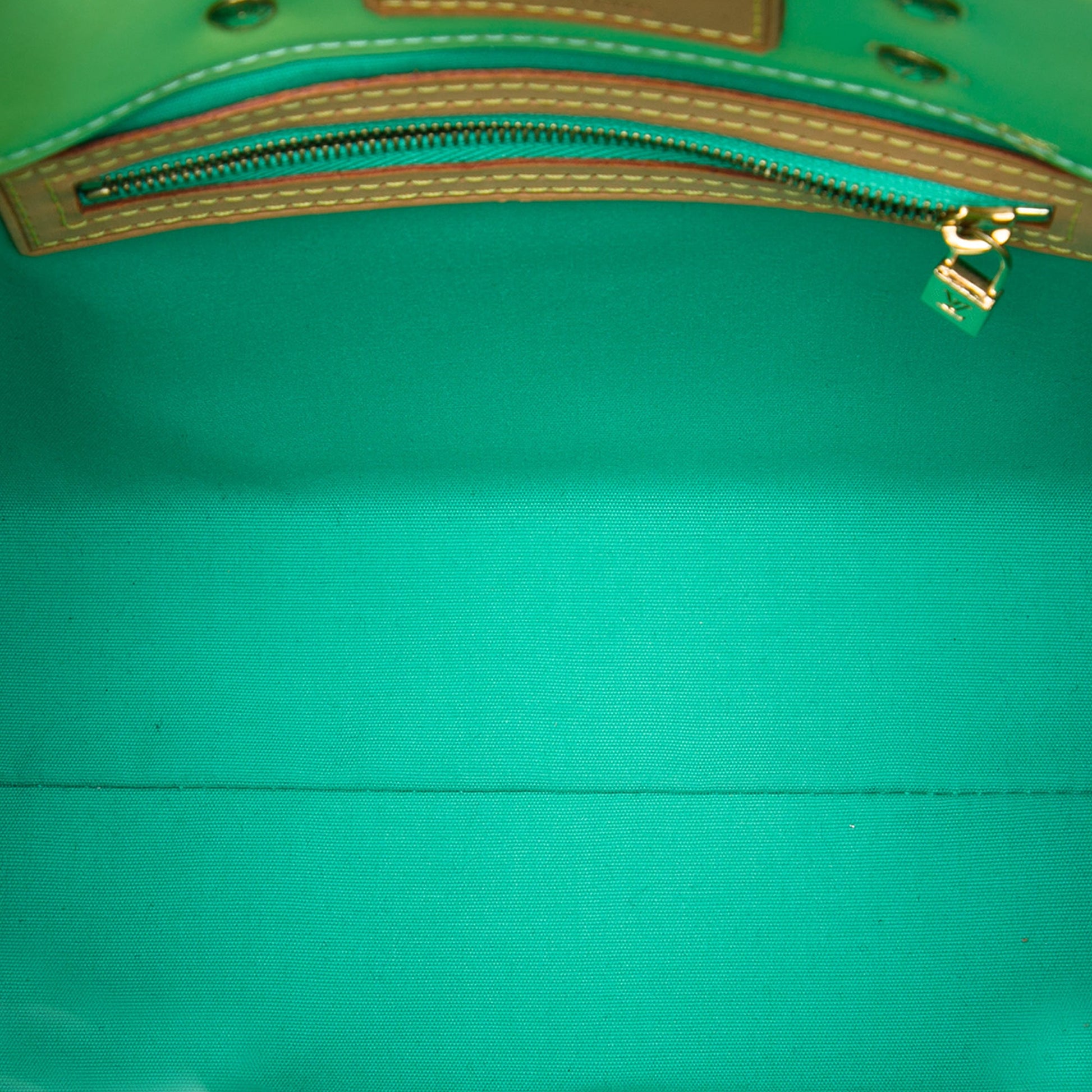 Louis Vuitton Monogram Vernis Reade PM