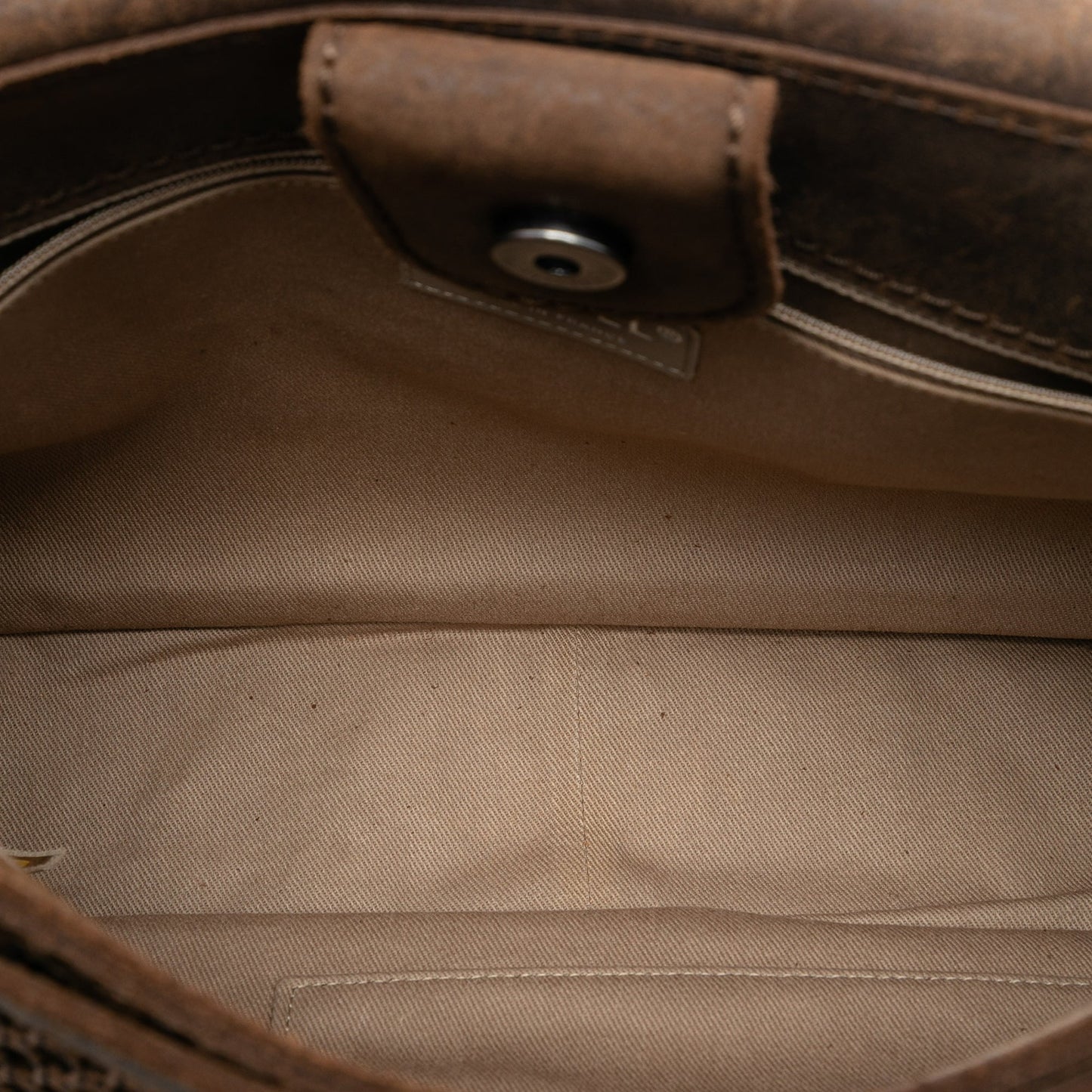 Paris Edinburgh Large Quilted Nubuck Highlander Messenger Bag
