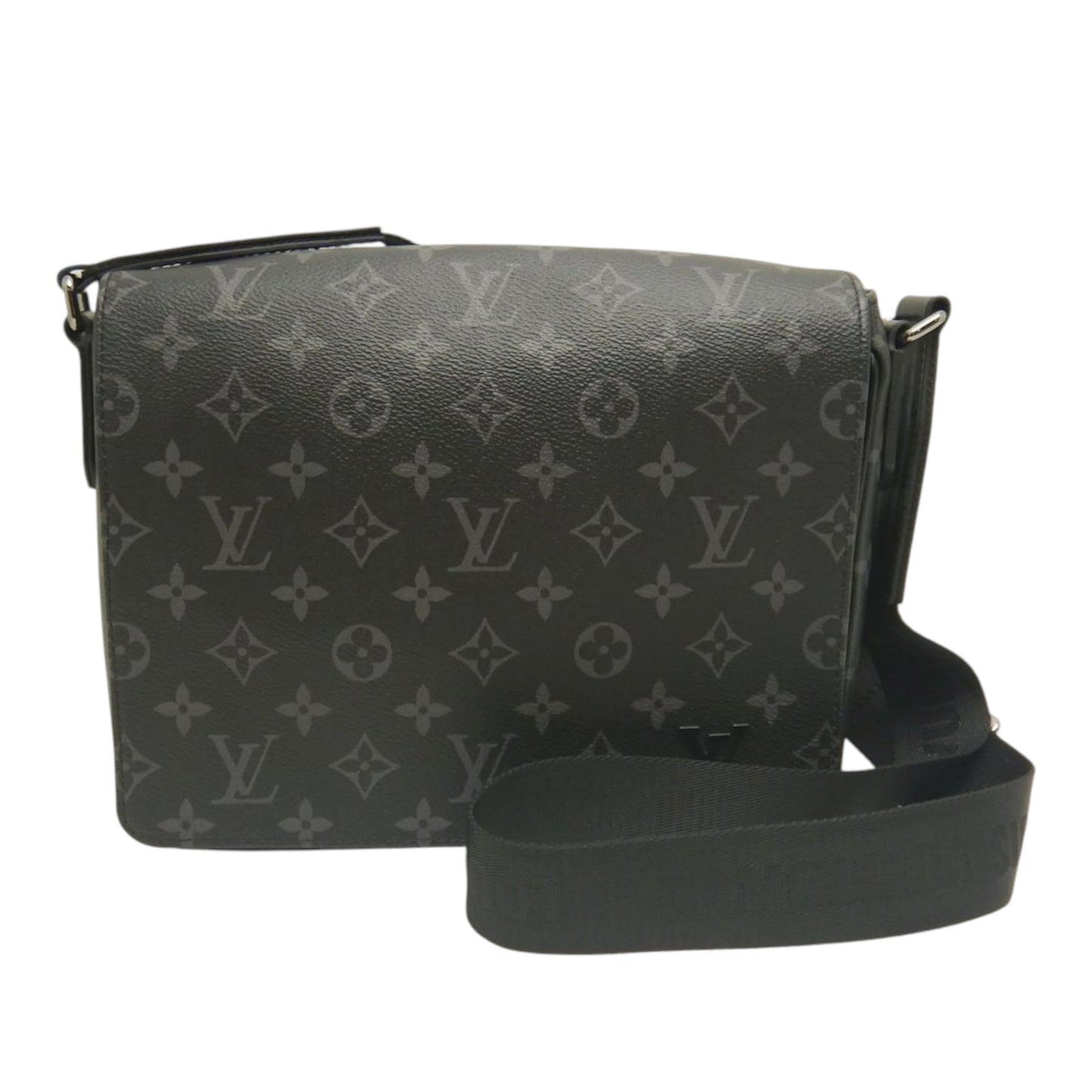 Louis Vuitton Monogram Eclipse District PM