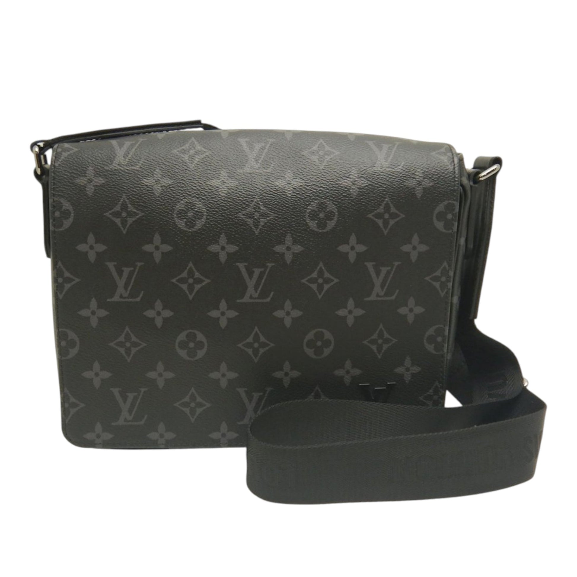 Louis Vuitton Monogram Eclipse District PM