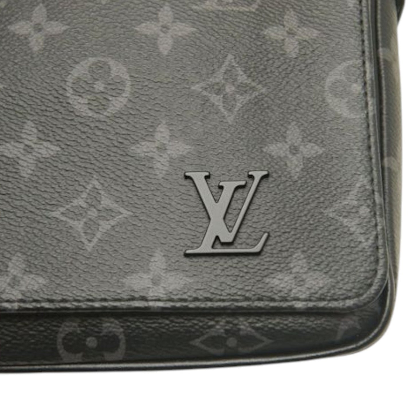 Louis Vuitton Monogram Eclipse District PM