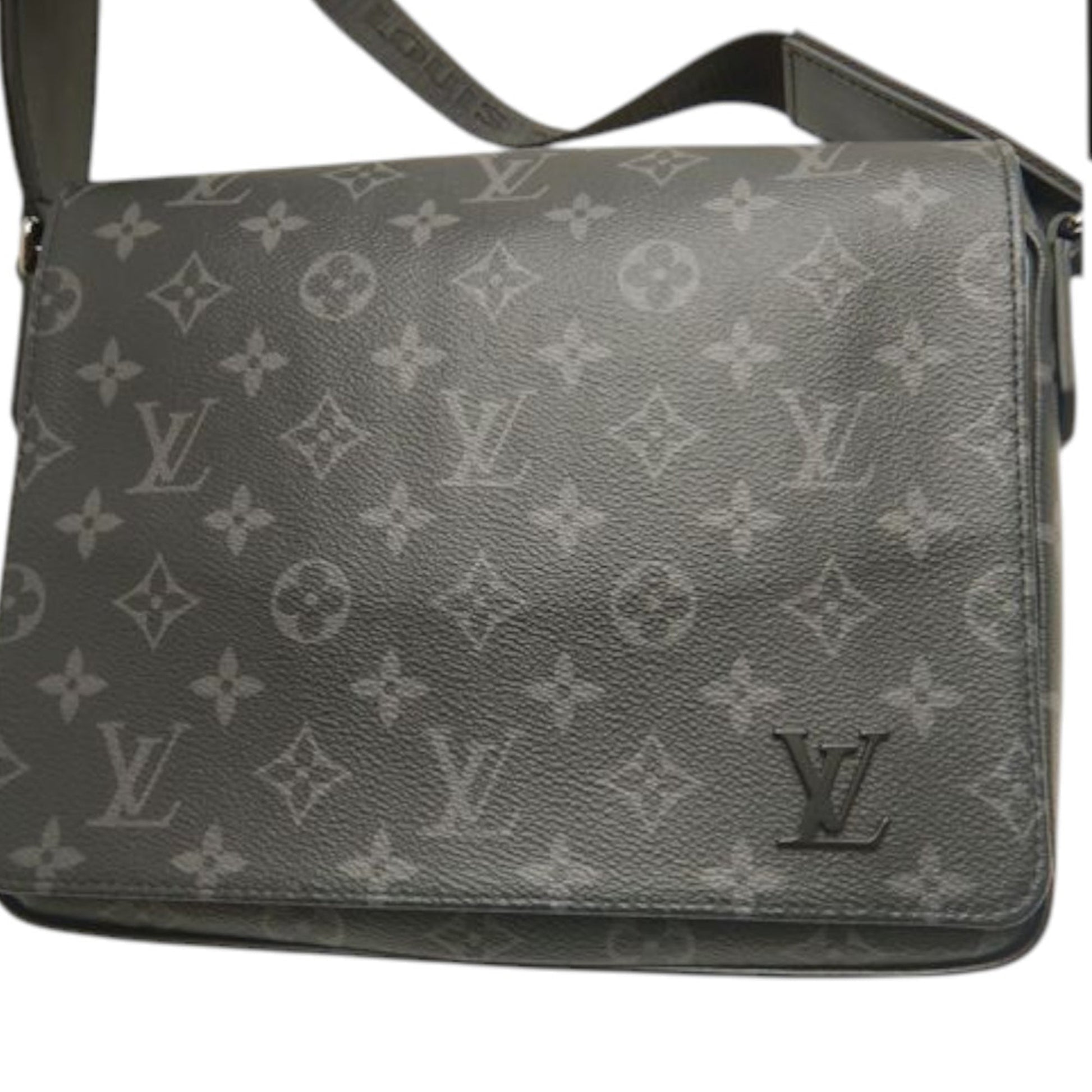 Louis Vuitton Monogram Eclipse District PM