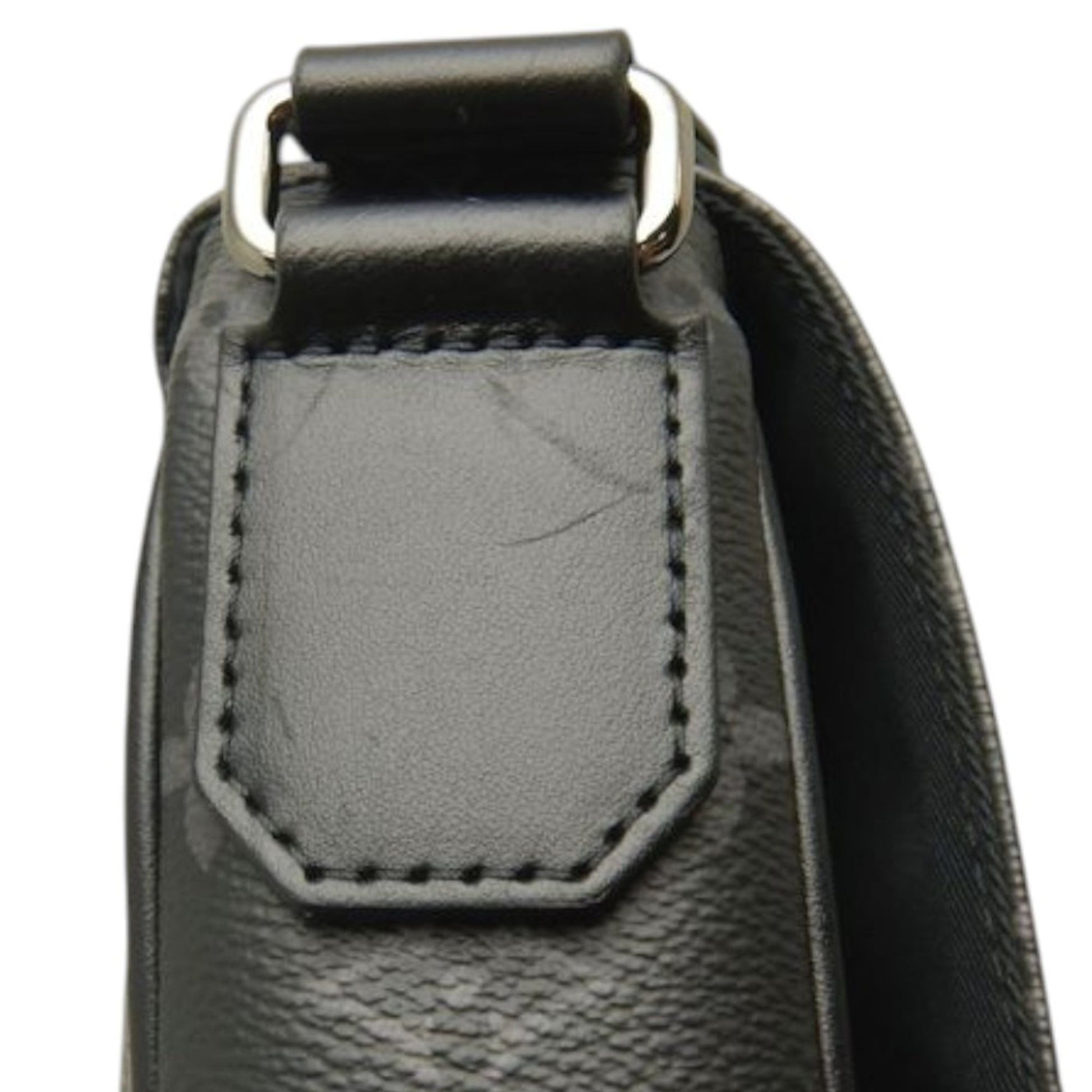 Louis Vuitton Monogram Eclipse District PM