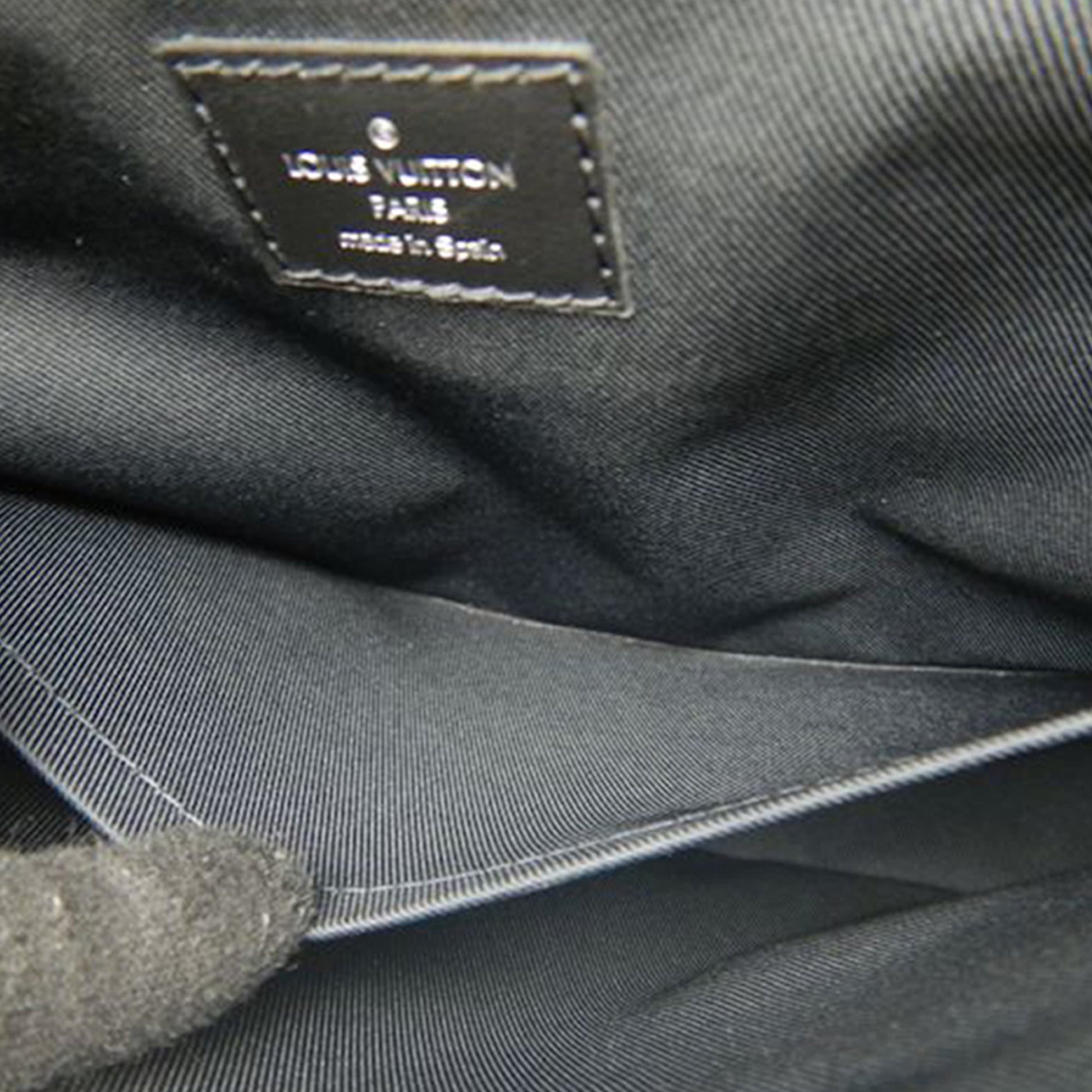 Louis Vuitton Monogram Eclipse District PM