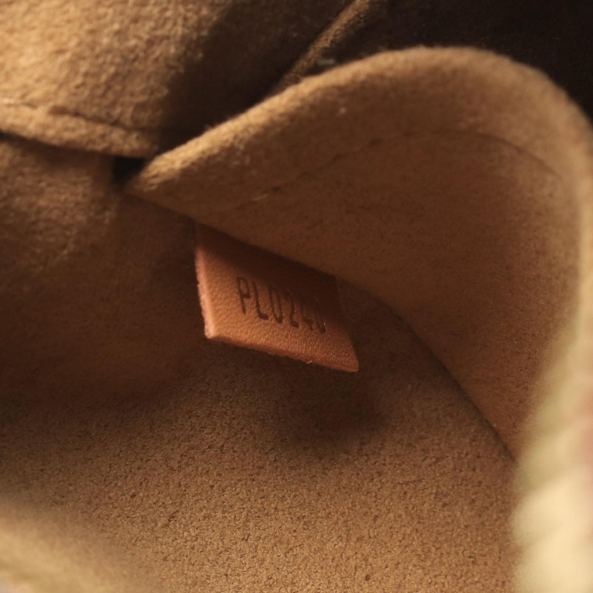 Louis Vuitton Monogram Boite Chapeau Souple PM