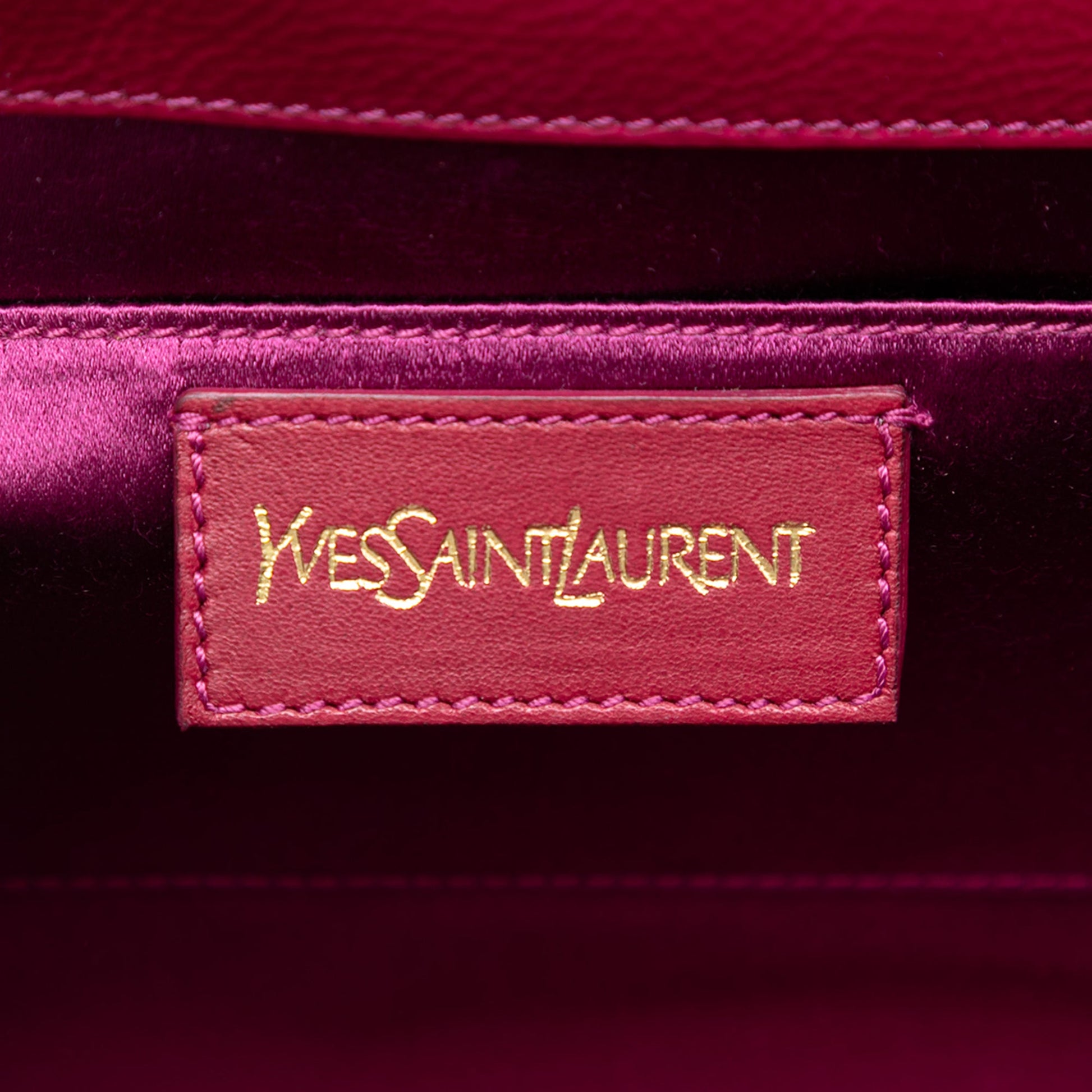 Saint Laurent Large Textured Patent Belle De Jour Clutch