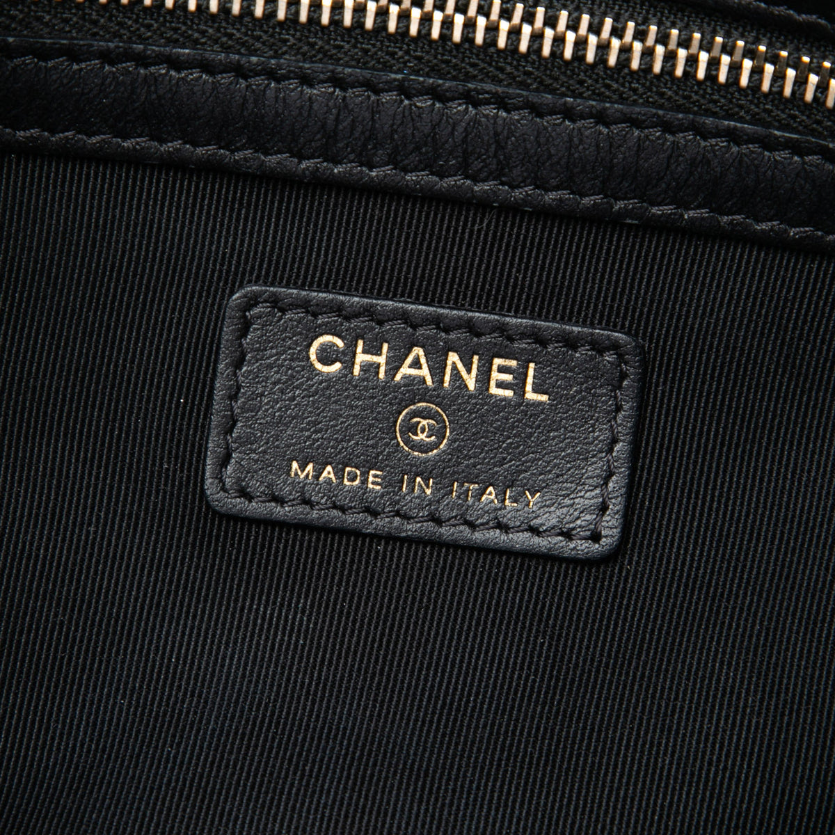 Chanel Medium Quilted Caviar Boy O Case Clutch — Black