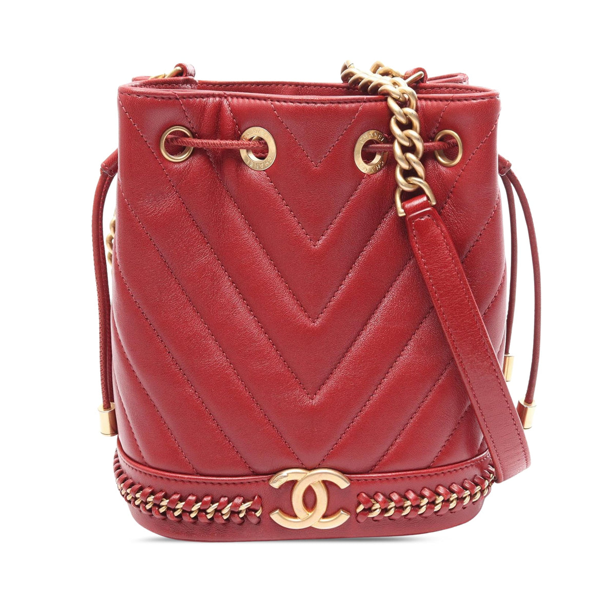 Chanel Paris Cosmopolite Small Chevron Lambskin Bucket Bag