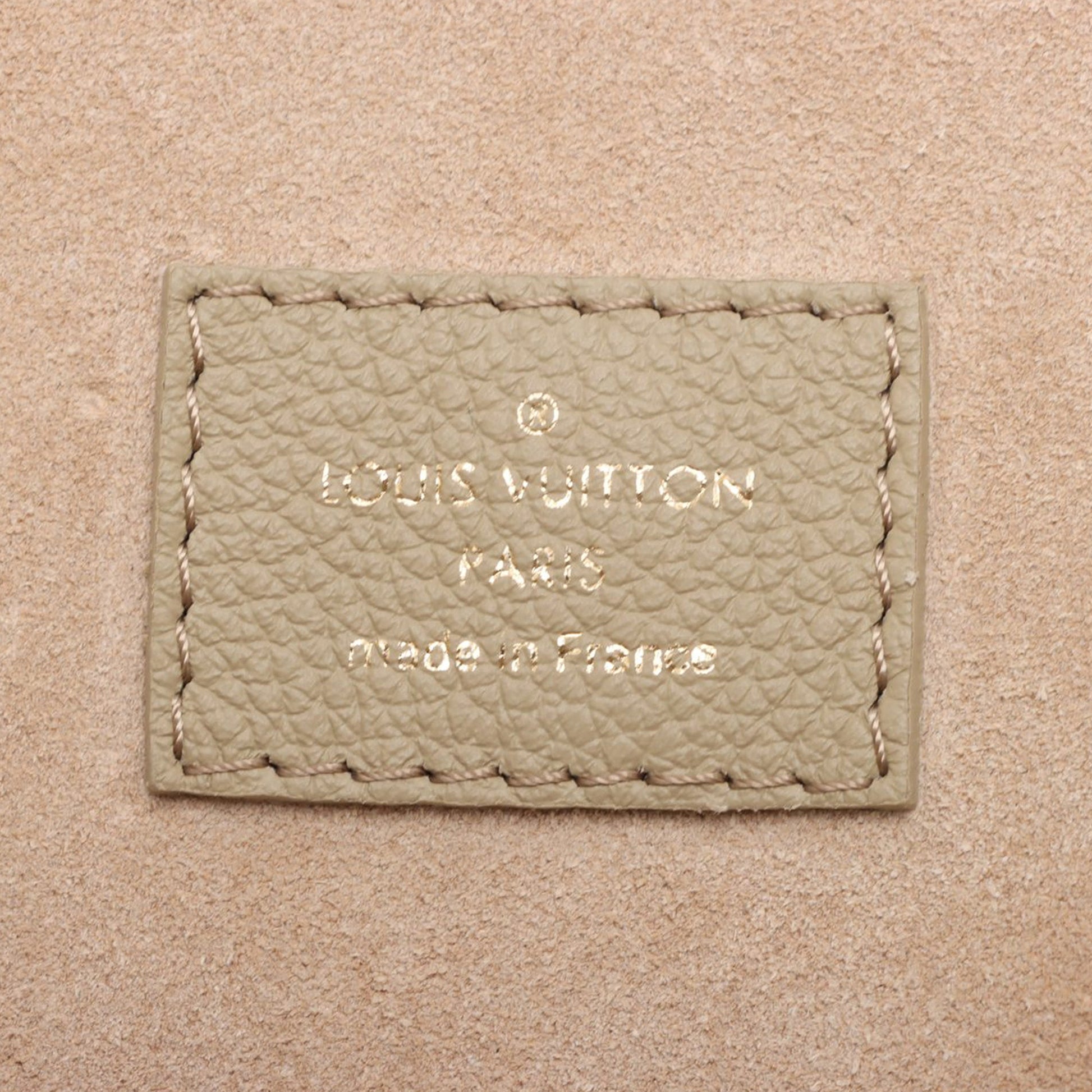 Louis Vuitton Grained Calfskin Low Key Cabas MM