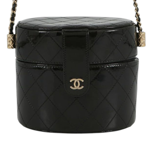 Chanel CC Quilted Patent Round Vanity Clutch With Chain