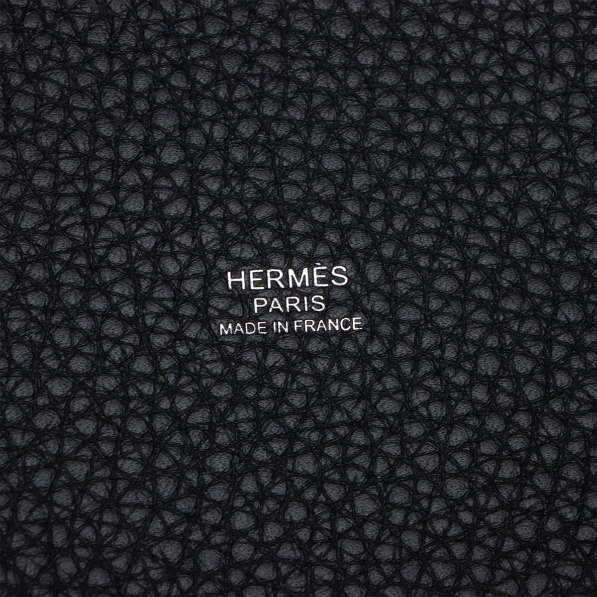 Hermès Clemence Picotin Lock 22 — Black