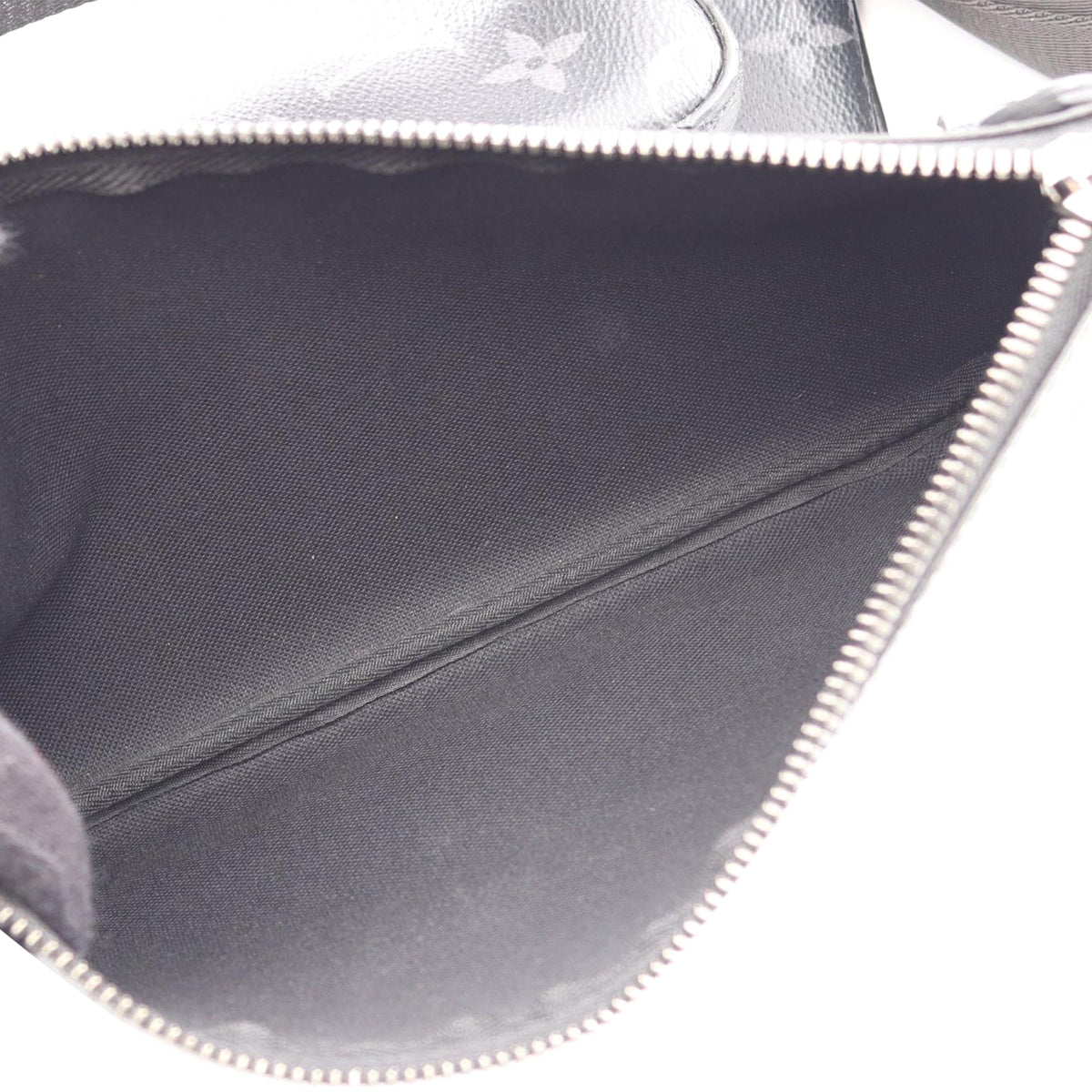 Louis Vuitton Monogram Eclipse Reverse Trio Messenger — Black