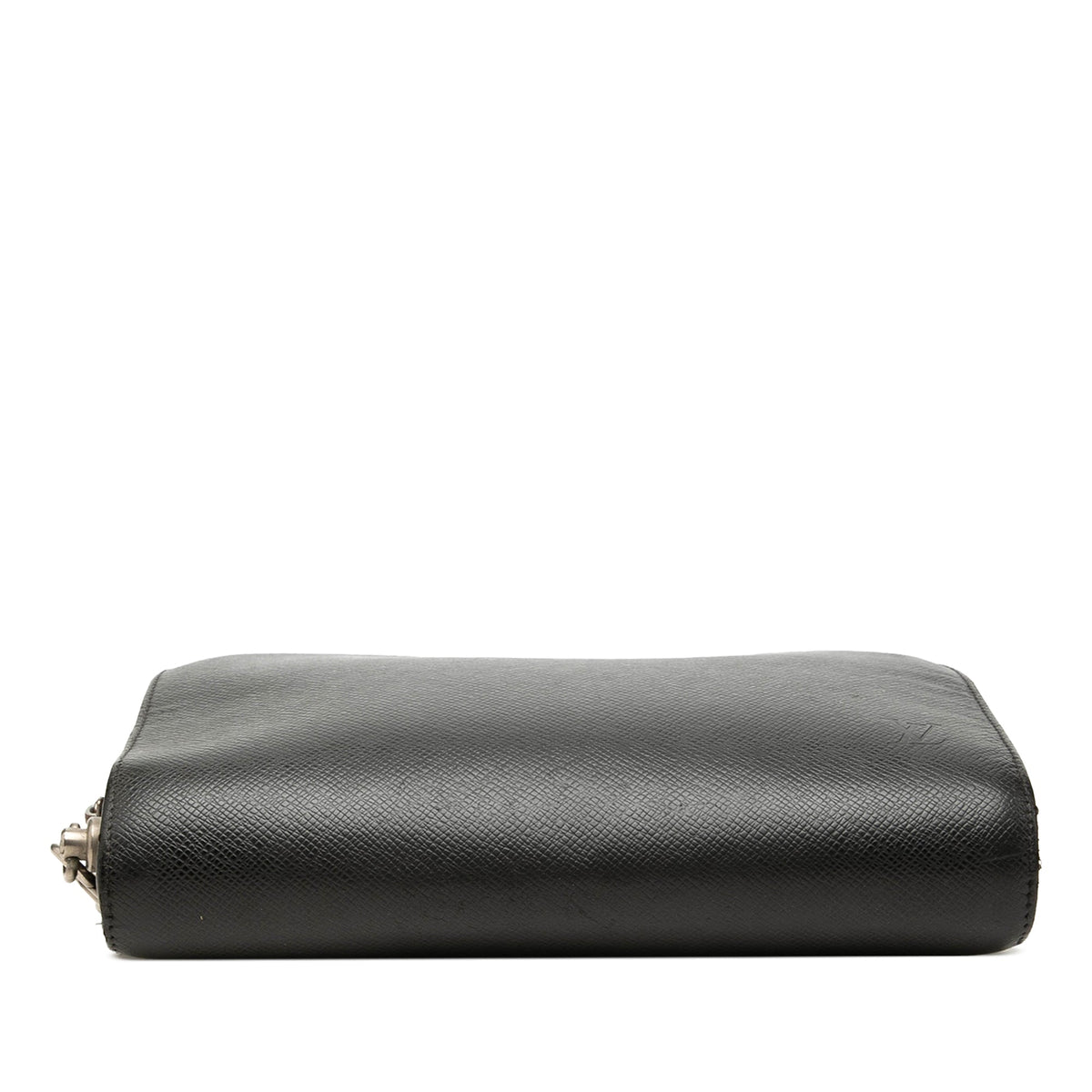 Louis Vuitton Taiga Pochette Baikal — Black