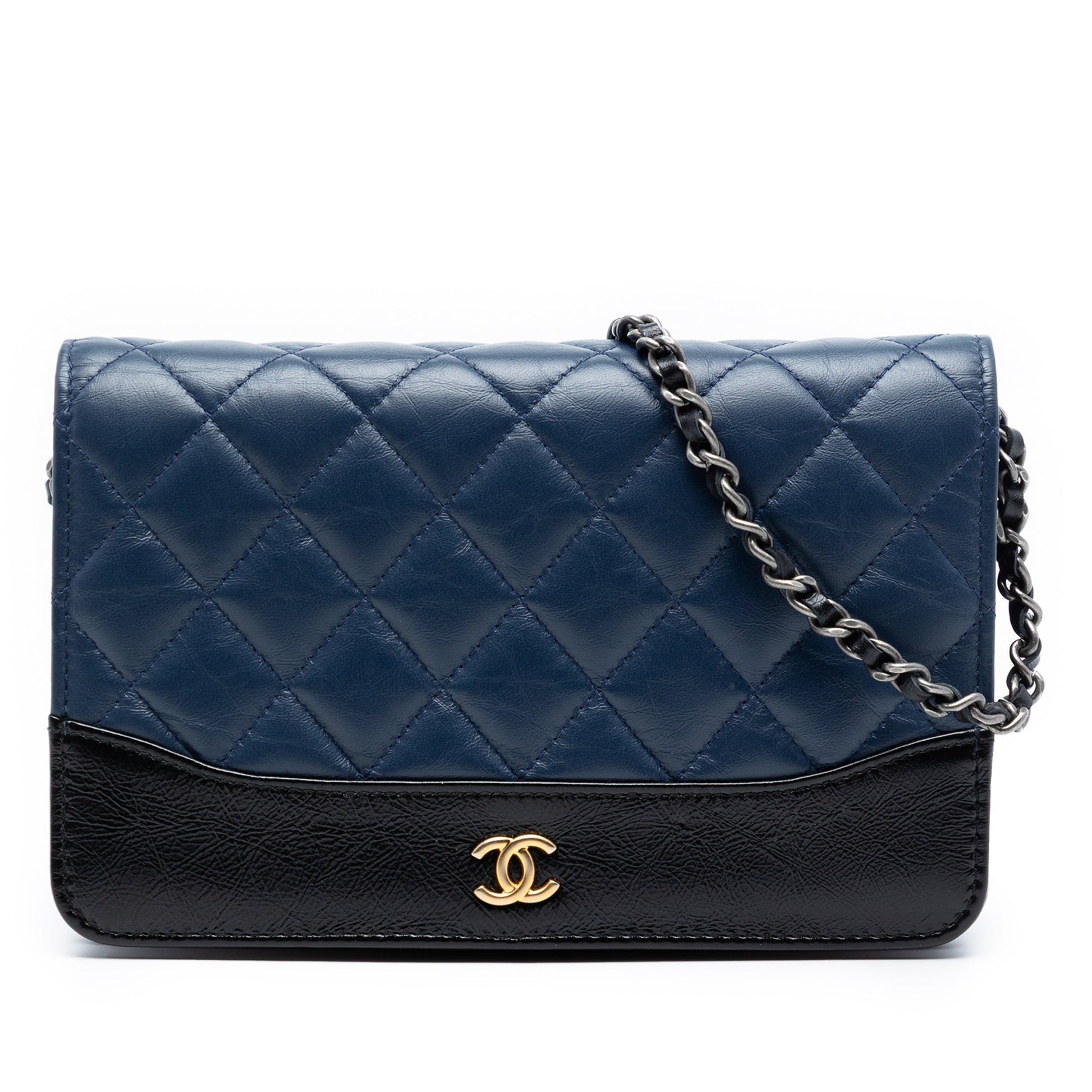 Quilted Aged Calfskin Gabrielle Wallet On Chain