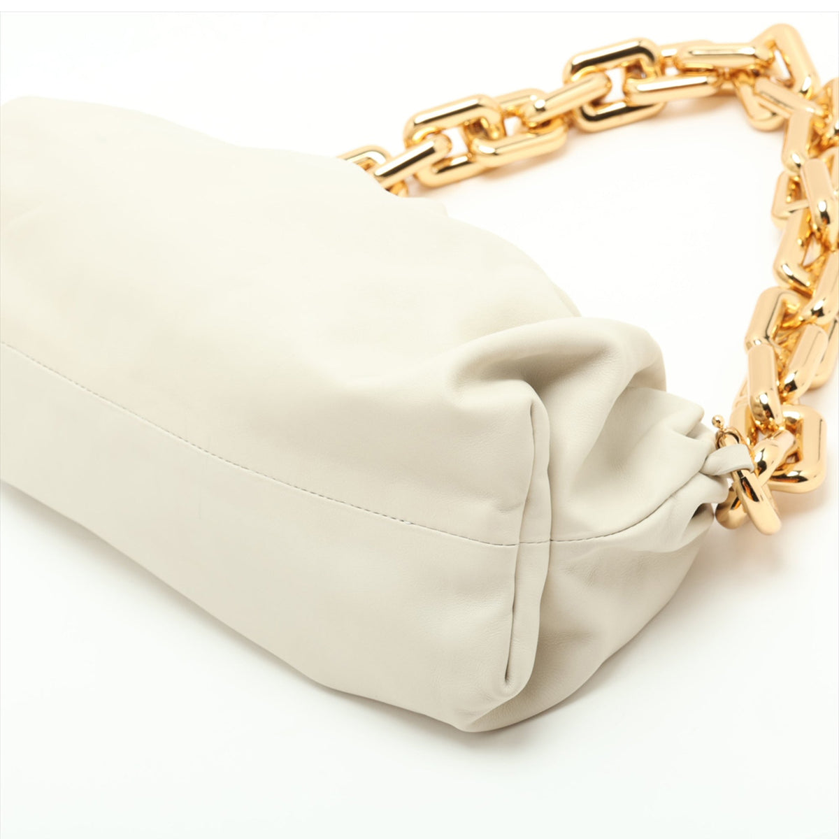 Bottega Veneta Lambskin Chain Pouch — Beige