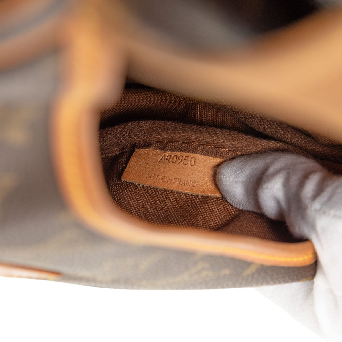 Louis Vuitton Monogram Saumur 30