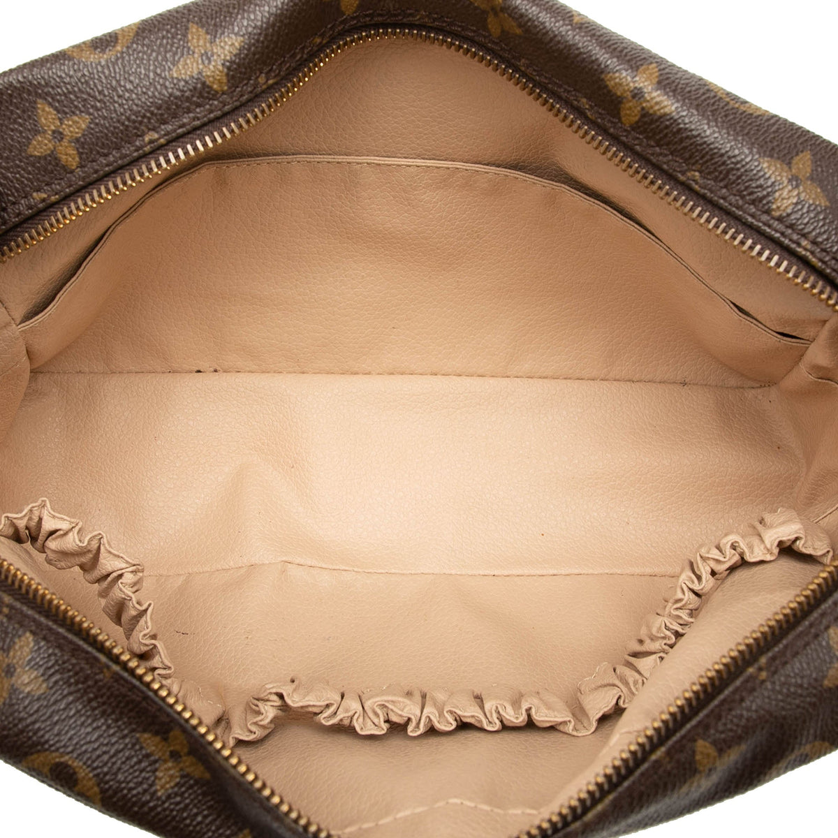 Louis Vuitton Monogram Trousse Toilette 28