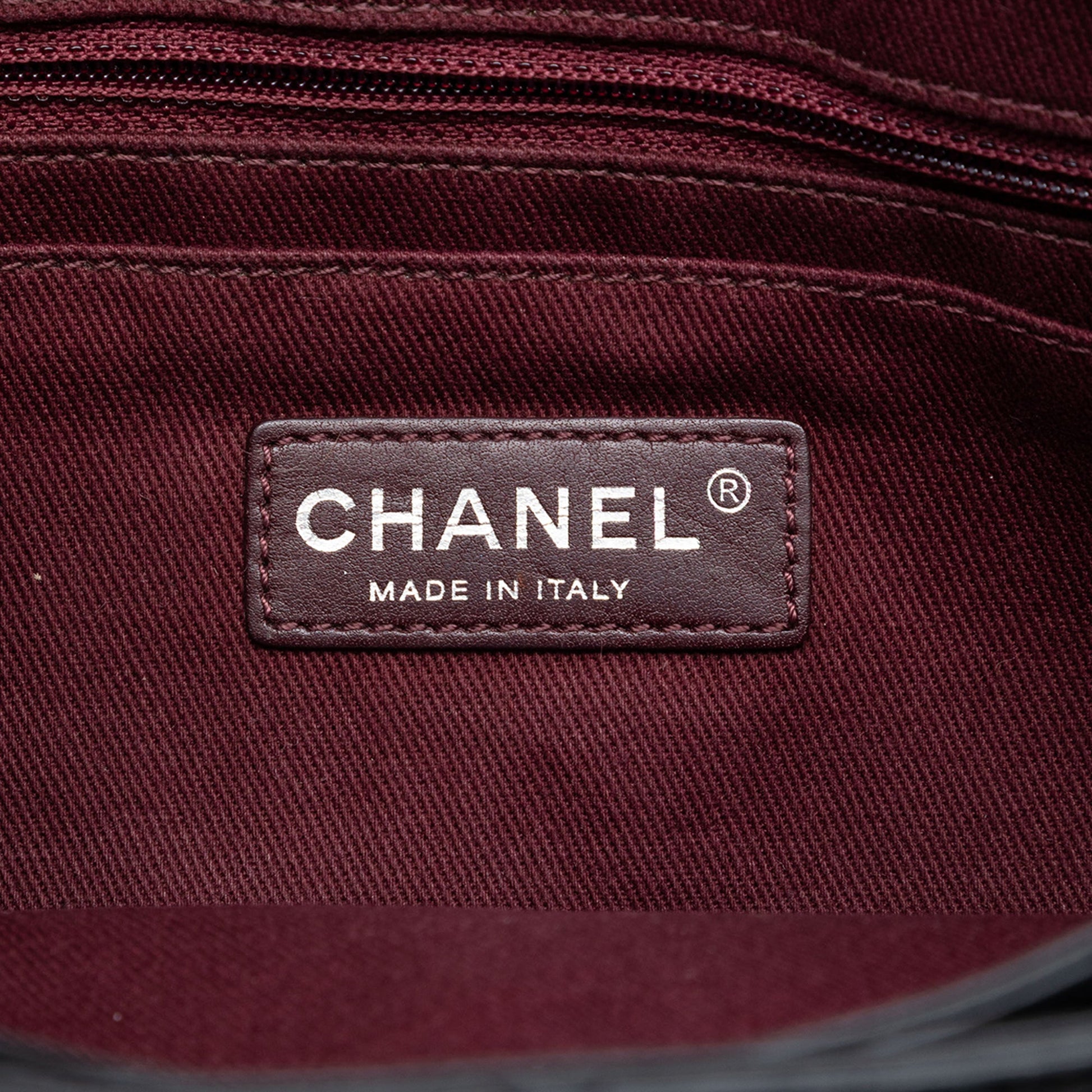 Chanel Quilted Glazed Calfskin Coco Pleats Chain Clutch