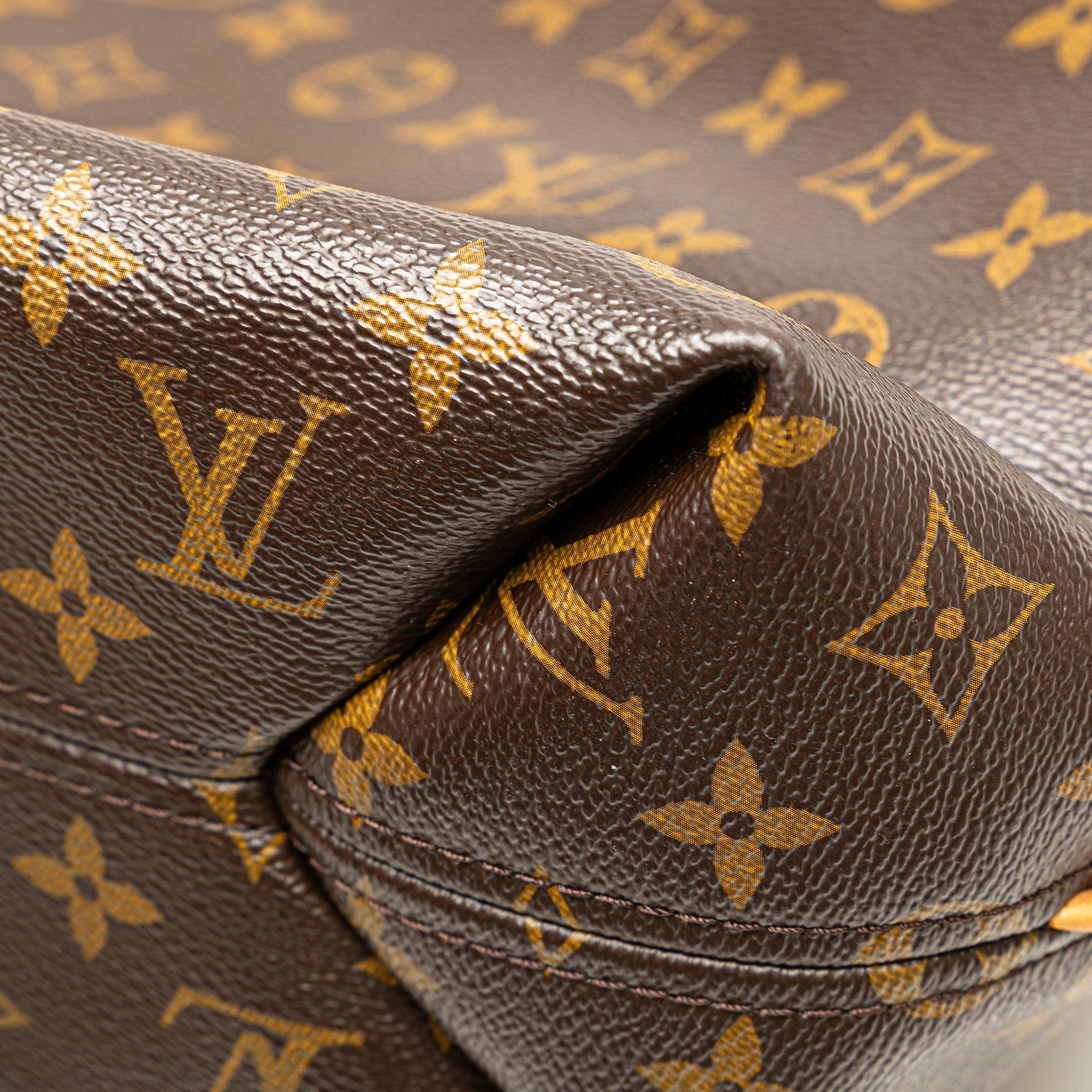 Louis Vuitton Monogram Sully MM