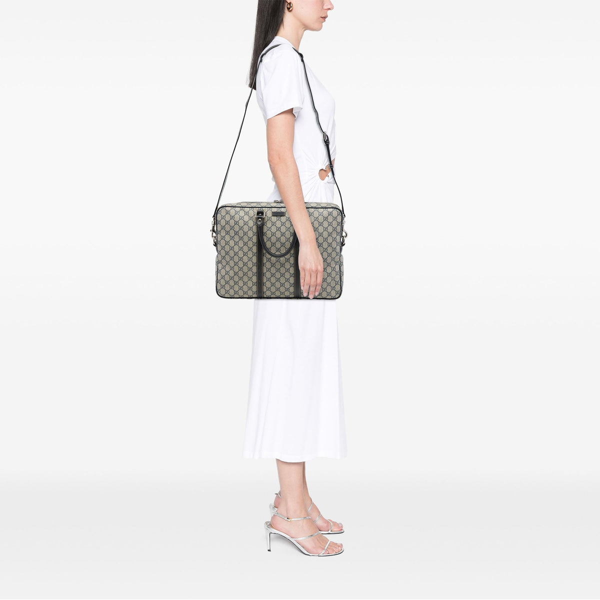 Gucci GG Supreme Business Bag — Beige
