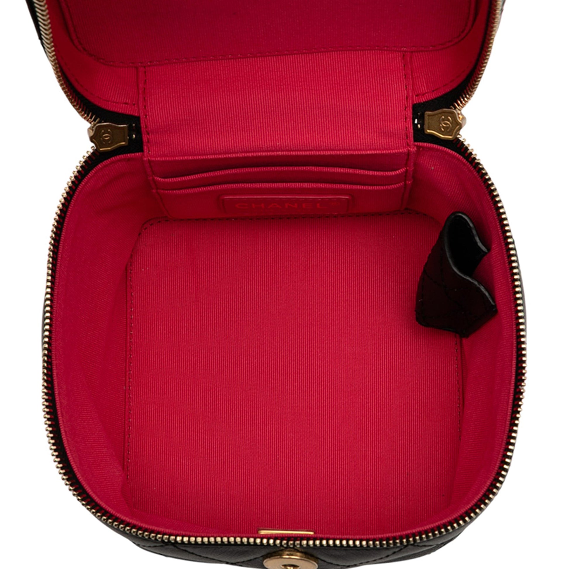 Chanel CC Quilted Calfskin Vanity Case with Chain