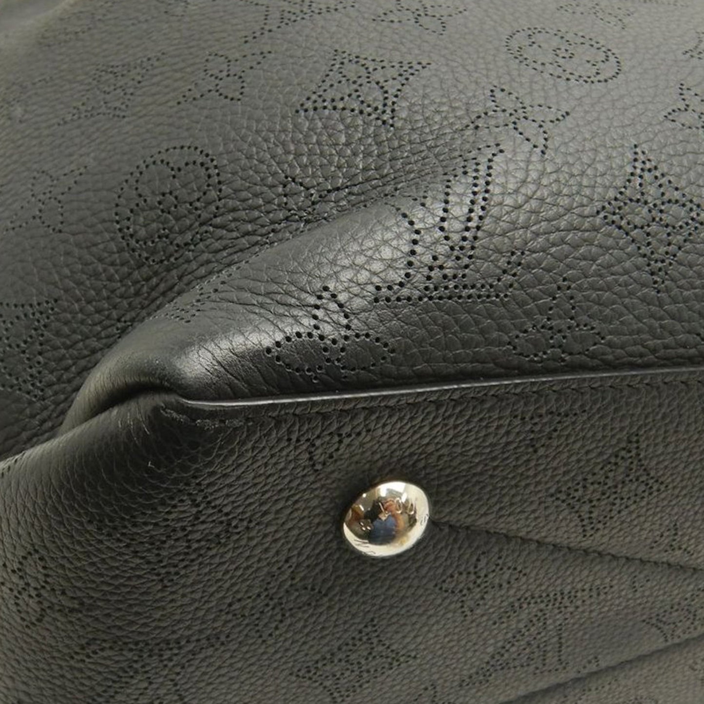 Louis Vuitton Monogram Mahina Bella Tote
