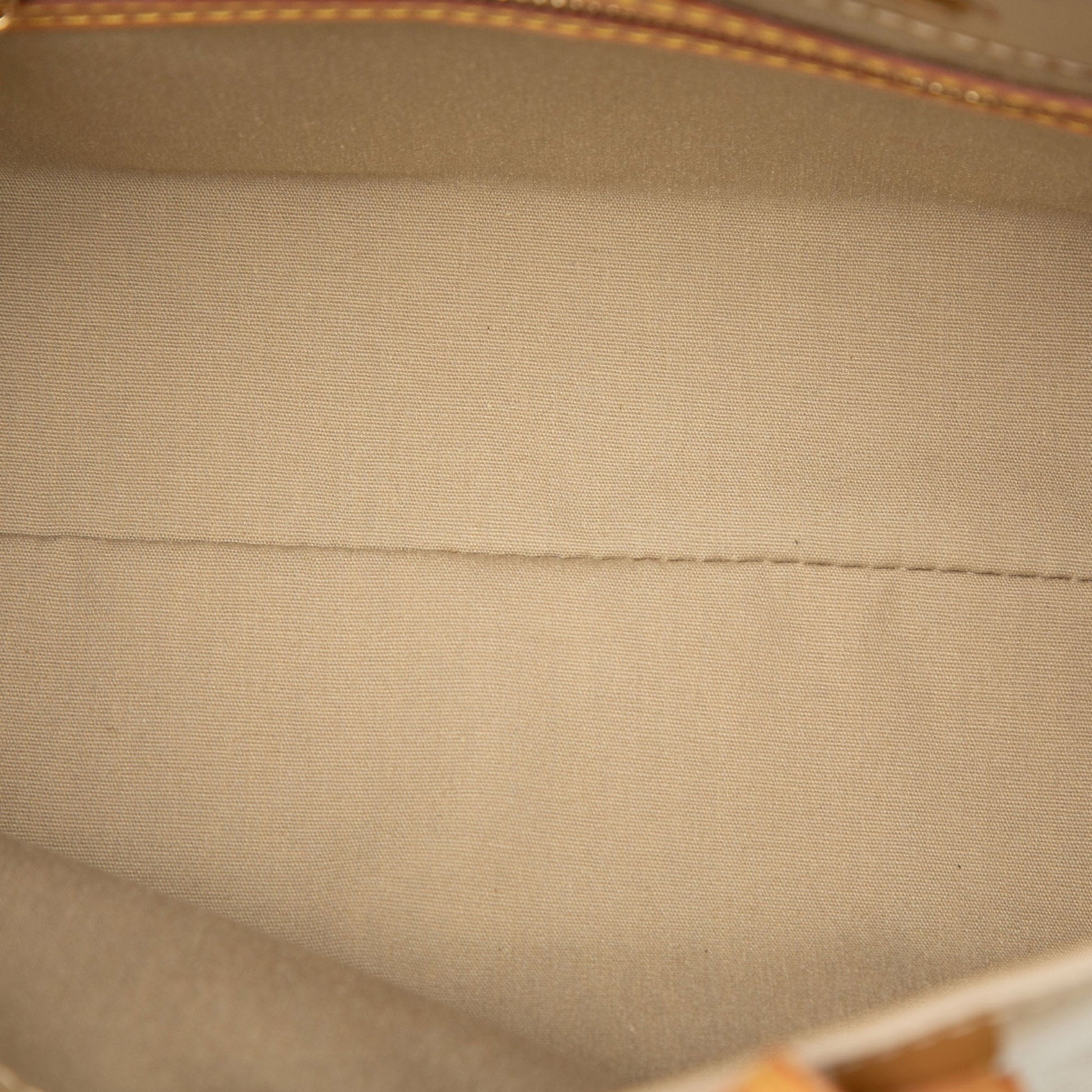 Louis Vuitton Monogram Vernis Reade PM