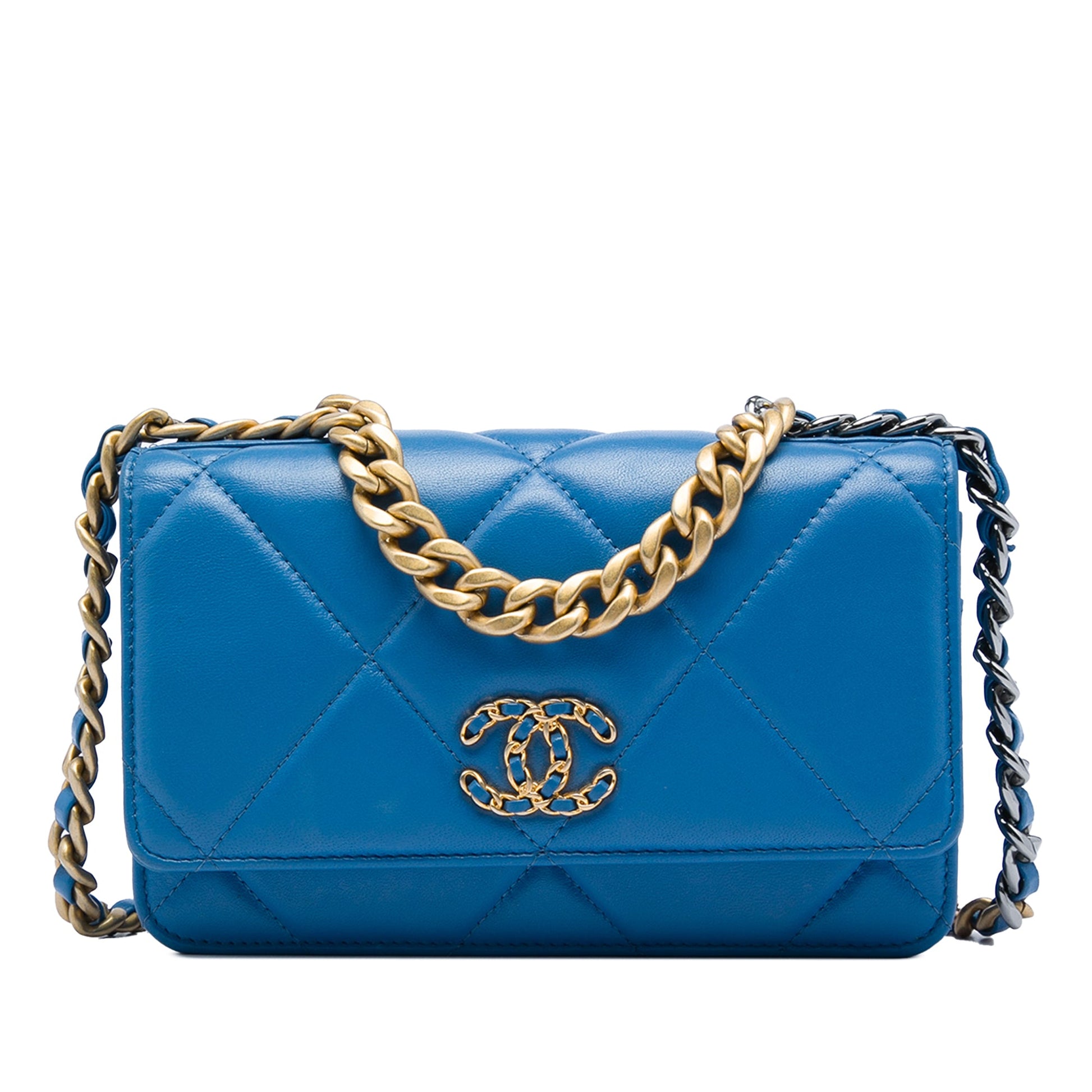 Chanel Quilted Lambskin 19 Wallet On Chain
