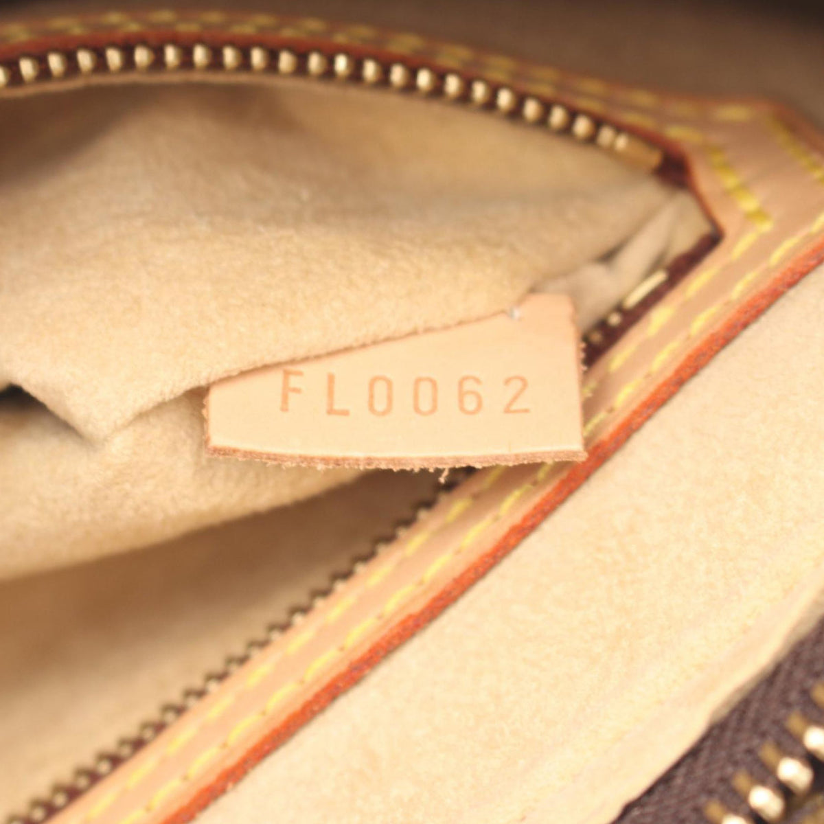 Louis Vuitton Monogram Looping MM