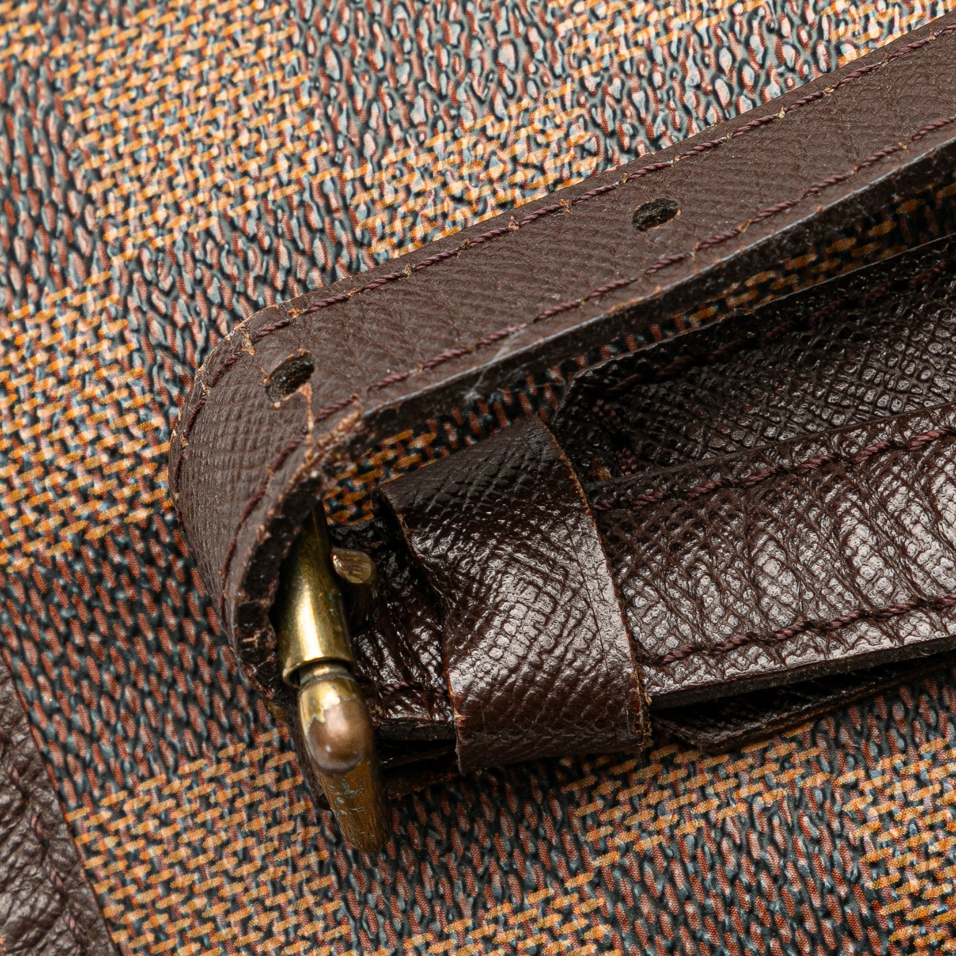 Louis Vuitton Damier Ebene Marais