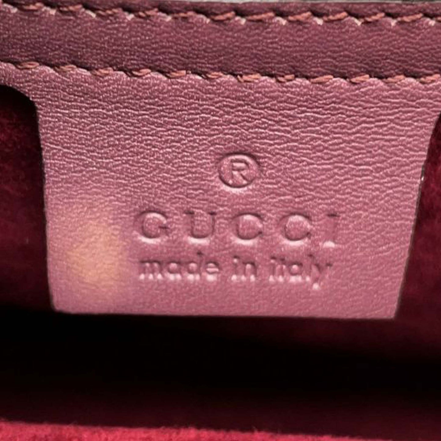 Gucci Smooth Calfskin Lady Lock Handbag