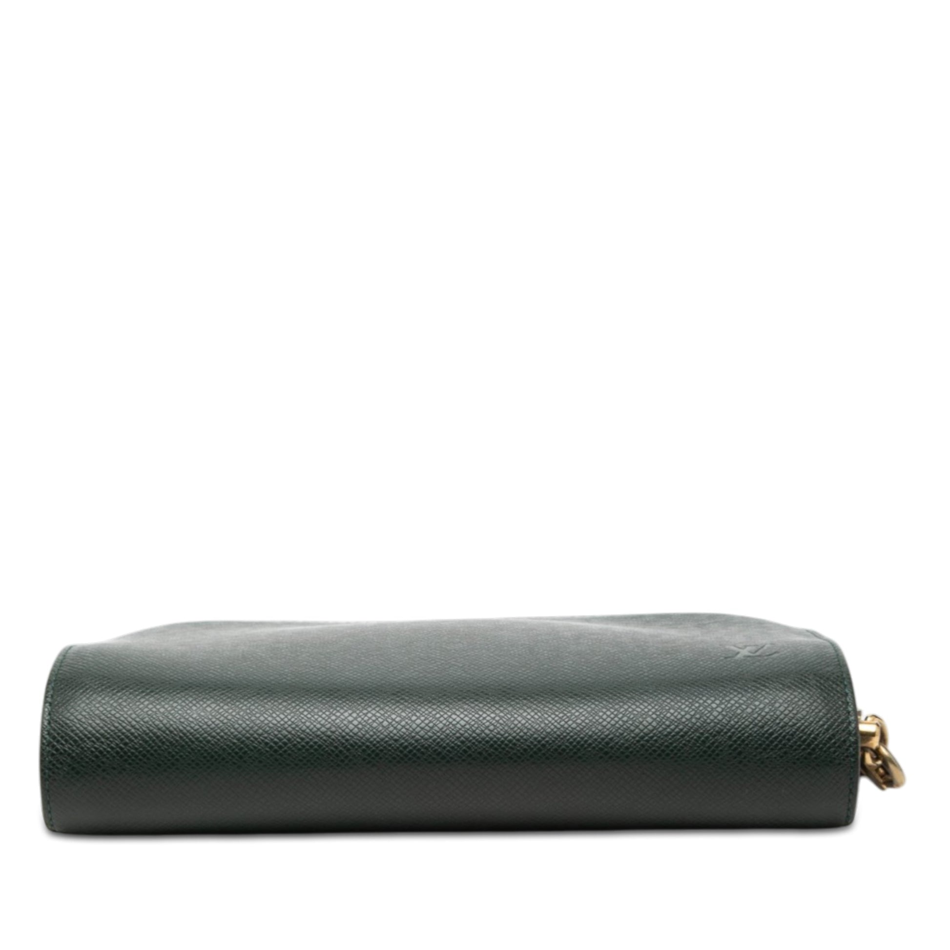 Louis Vuitton Taiga Pochette Baikal