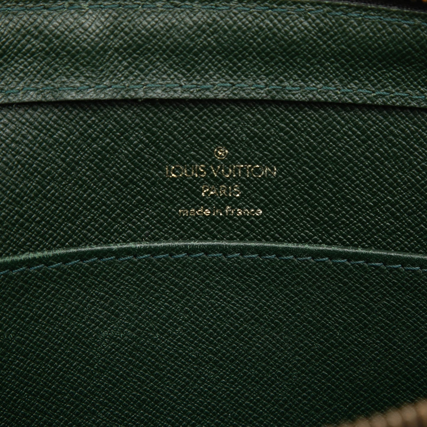 Louis Vuitton Taiga Pochette Baikal