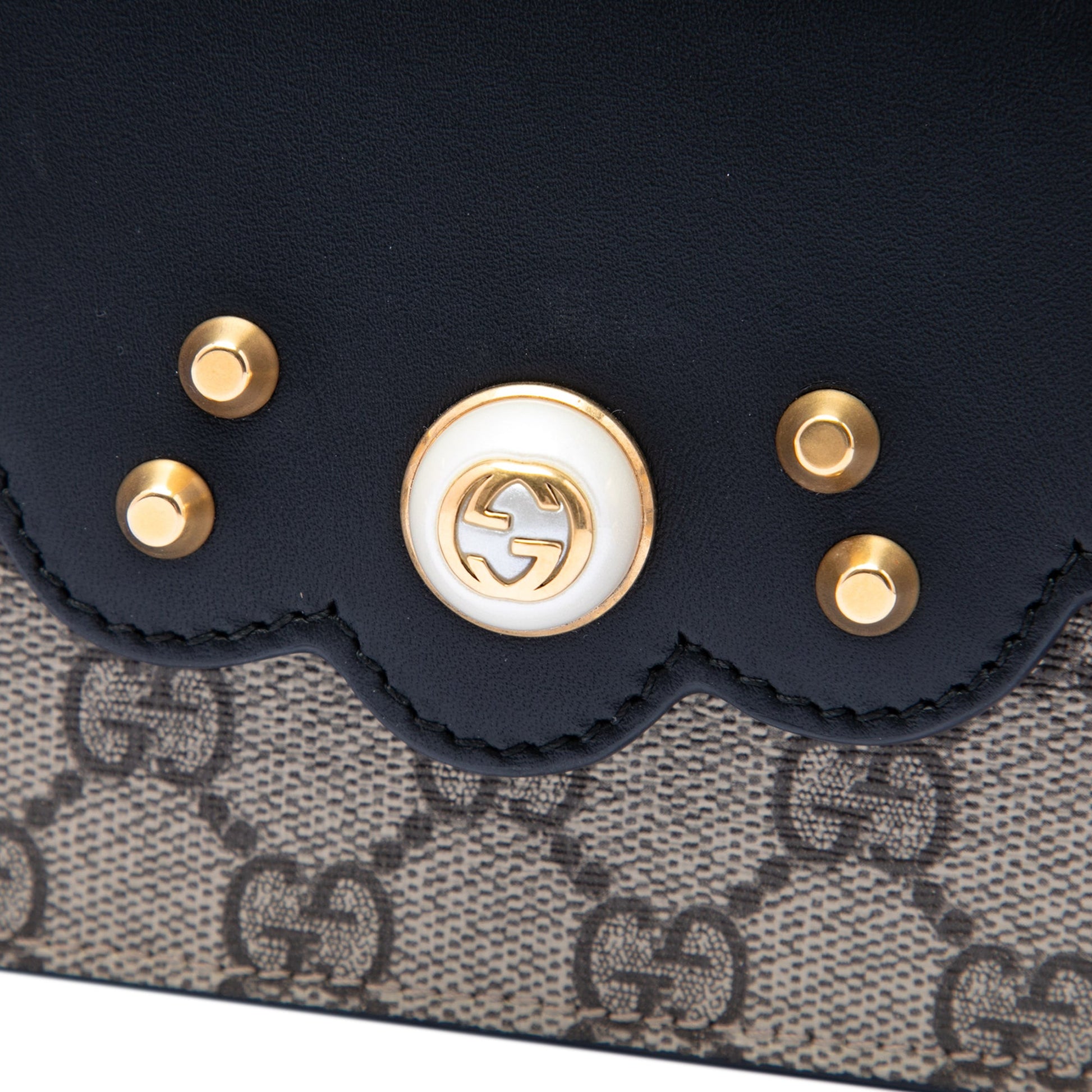 Gucci GG Supreme Peony Pearly Wallet On Chain