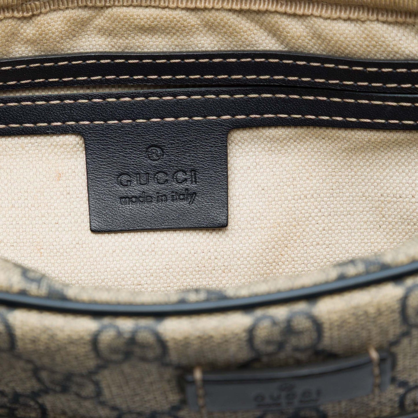 Gucci GG Supreme Crossbody