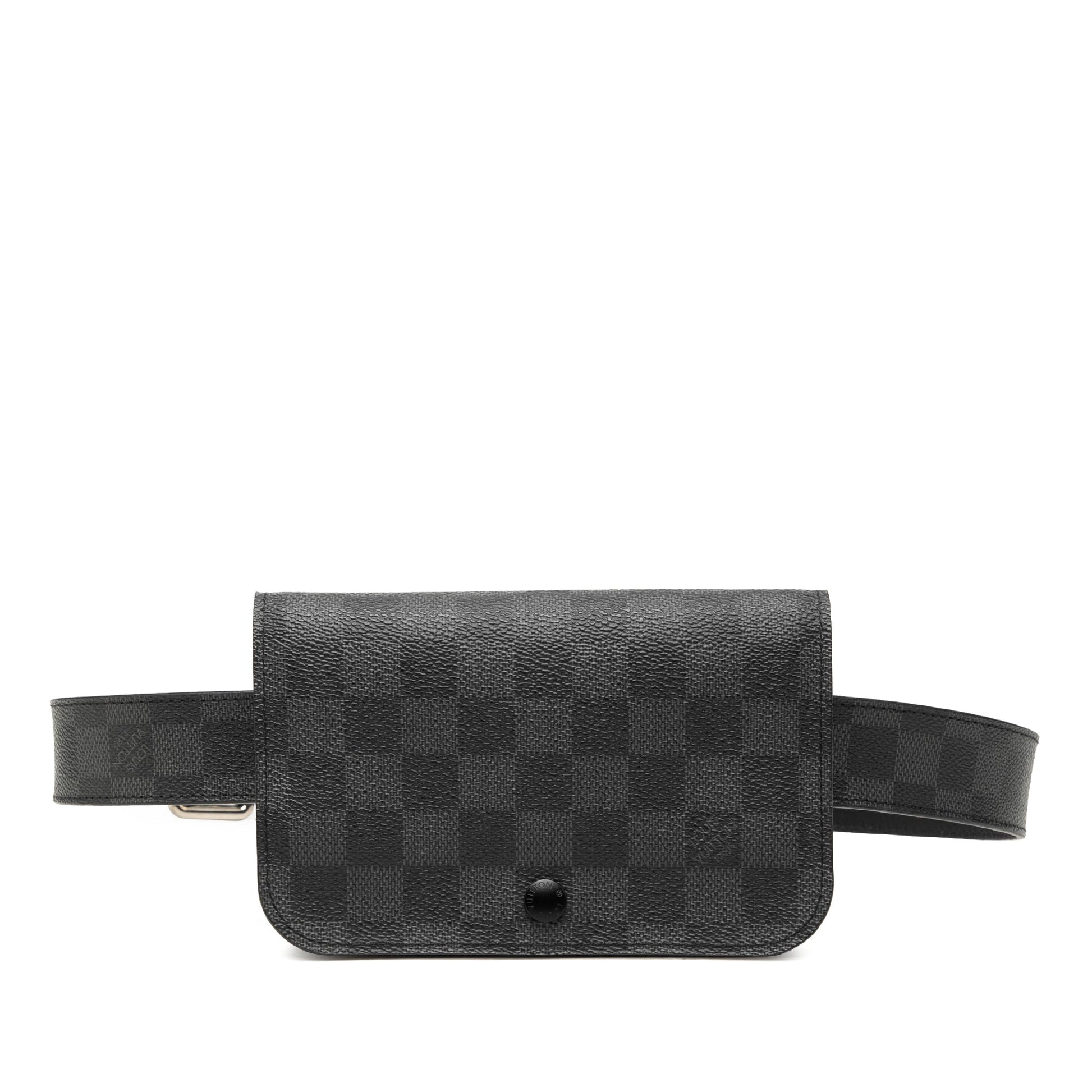 Louis Vuitton Damier Graphite Pochette Homme Ceinture
