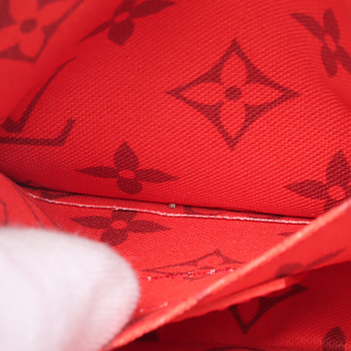 Louis Vuitton Monogram LV Moon