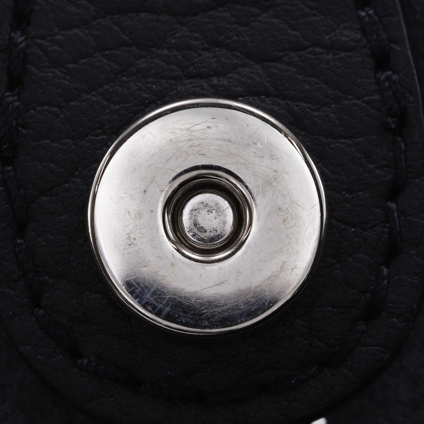 Louis Vuitton Monogram Mahina Blossom MM