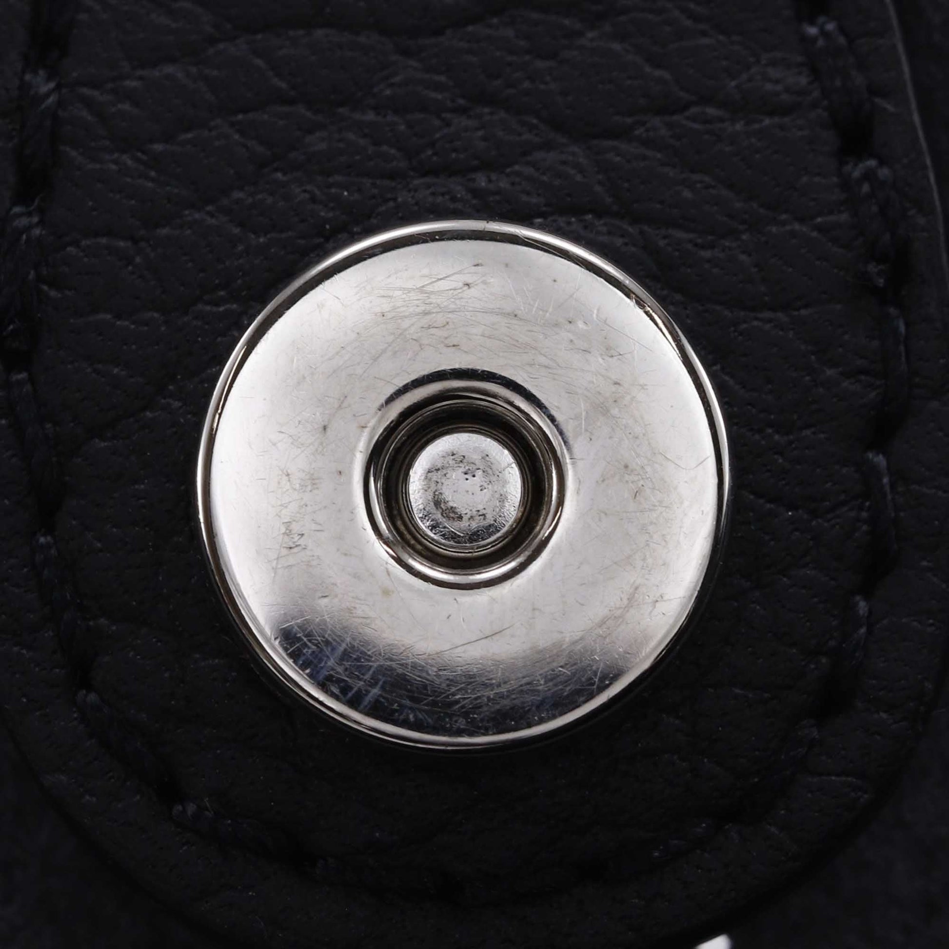 Louis Vuitton Monogram Mahina Blossom MM