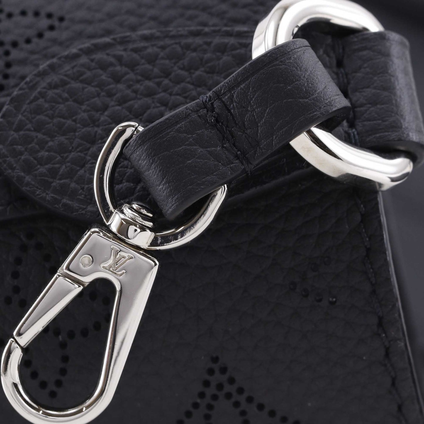 Louis Vuitton Monogram Mahina Blossom MM