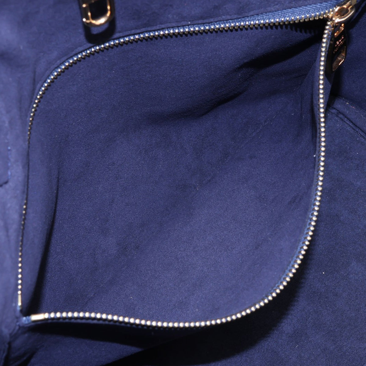 Louis Vuitton Monogram Giant Empreinte Neverfull MM — Black