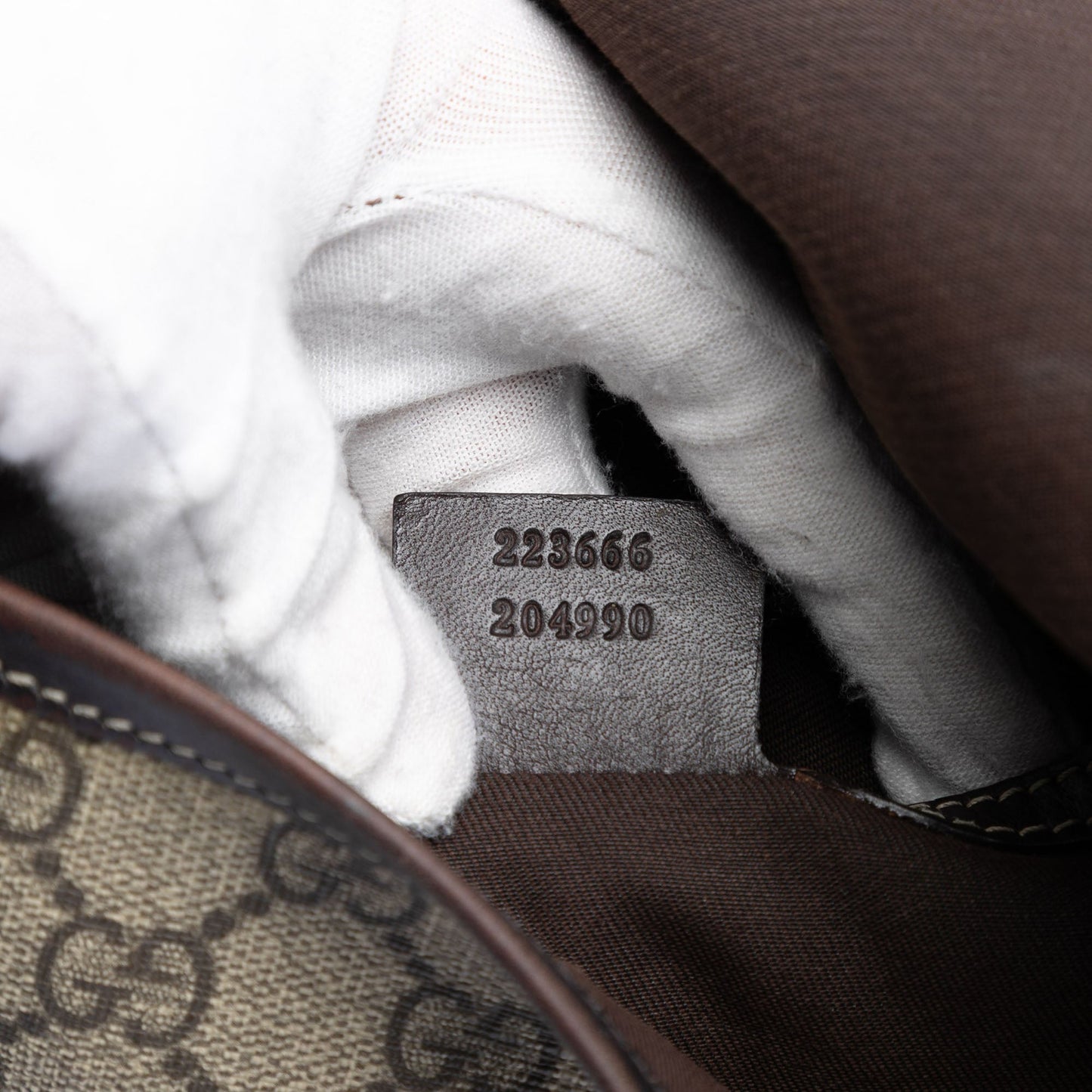 Gucci GG Supreme Crossbody