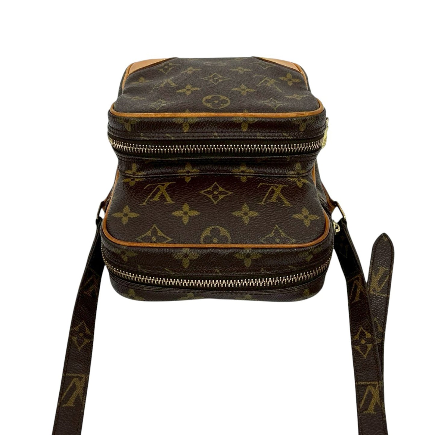 Monogram Amazone