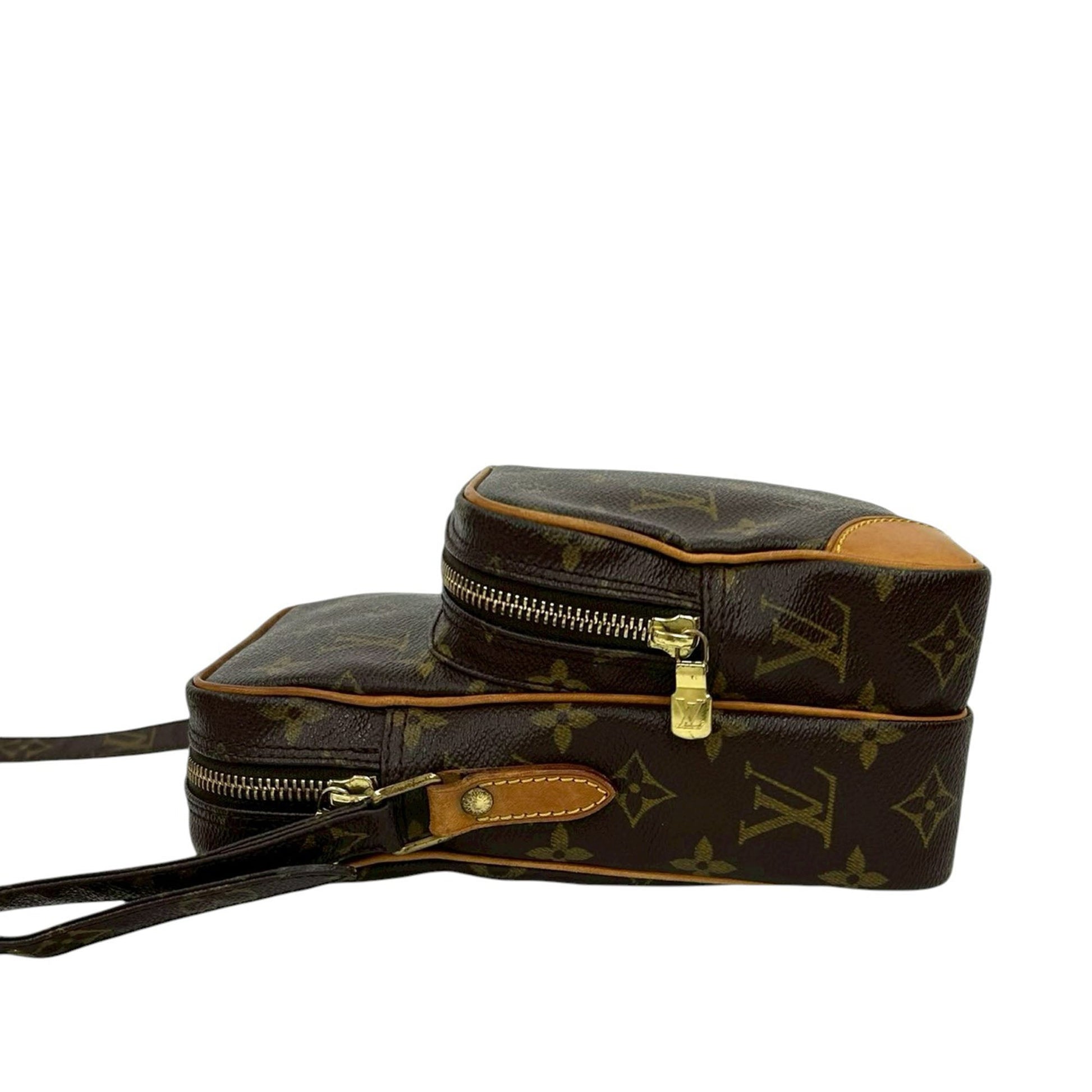 Monogram Amazone