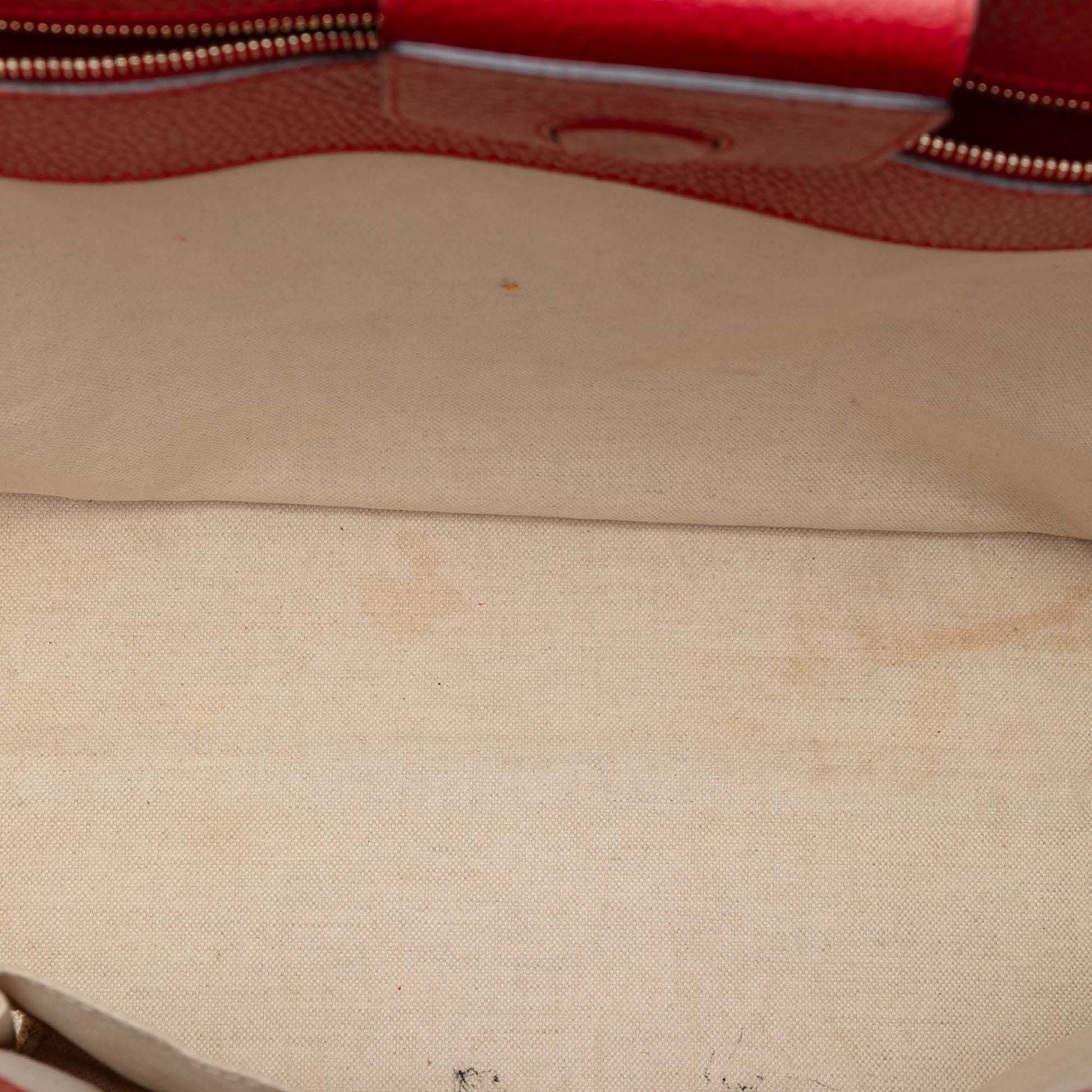 Gucci Medium Leather Swing Tote