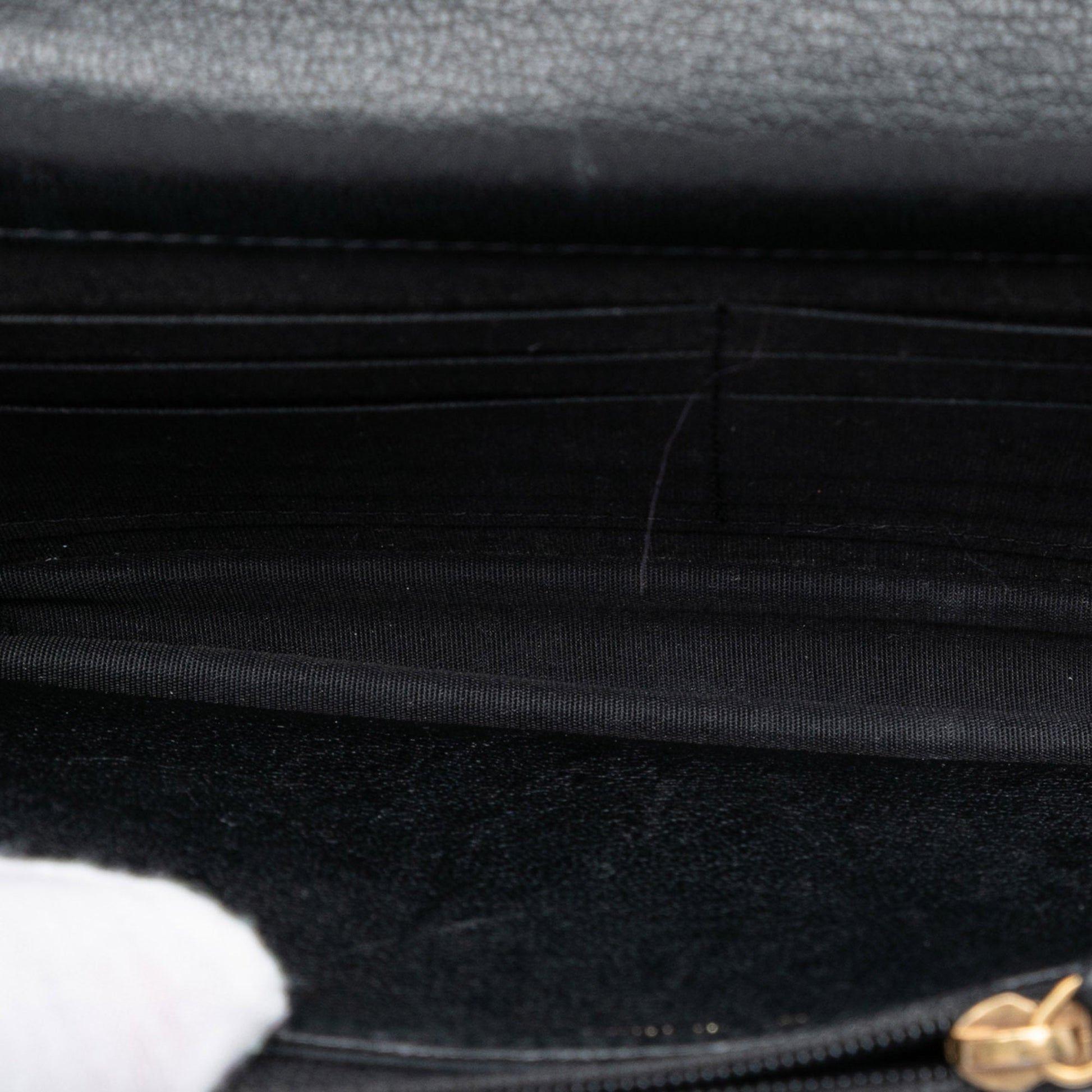 Patent CC Eyelet Wallet On Chain