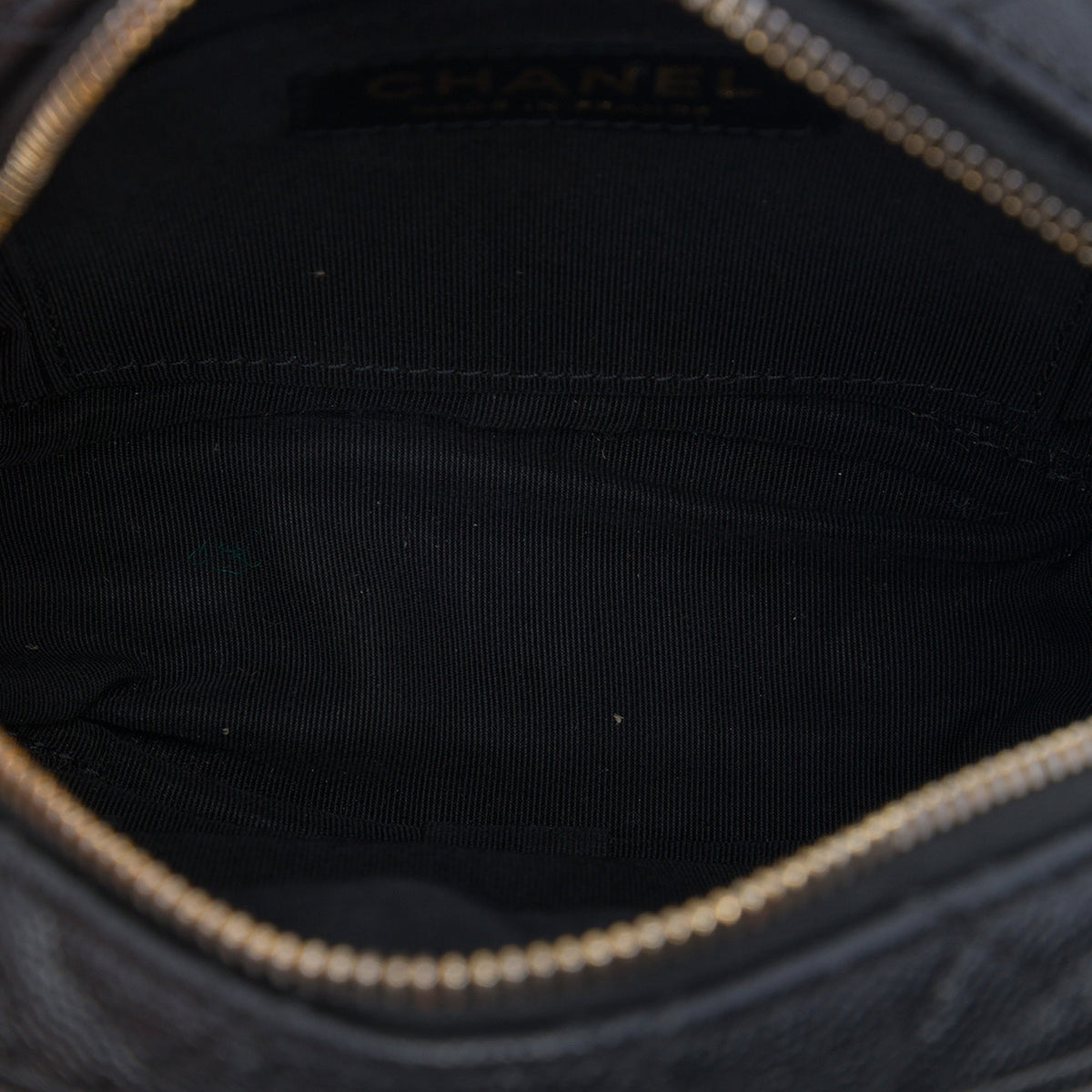 Chanel CC Quilted Caviar Day Camera Bag — Black