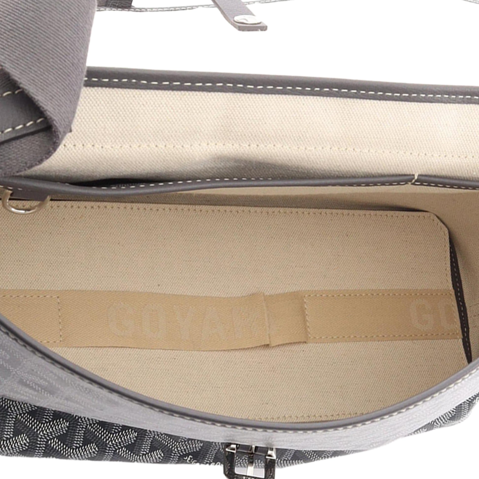 Goyard Goyardine Capetien MM Messenger Bag