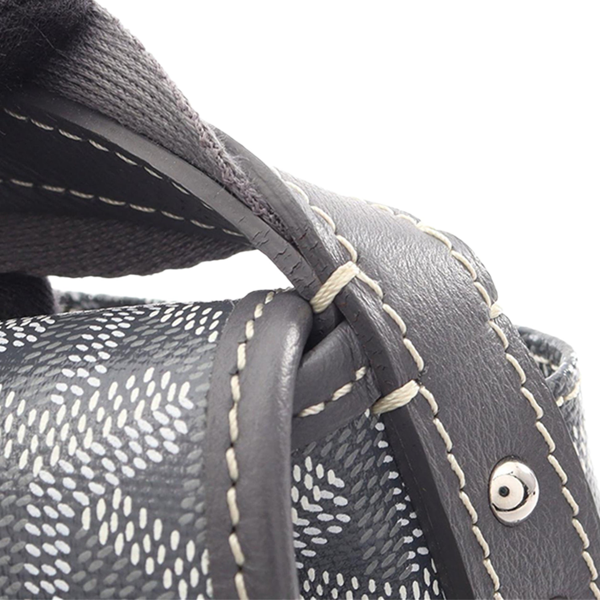 Goyard Goyardine Capetien MM Messenger Bag